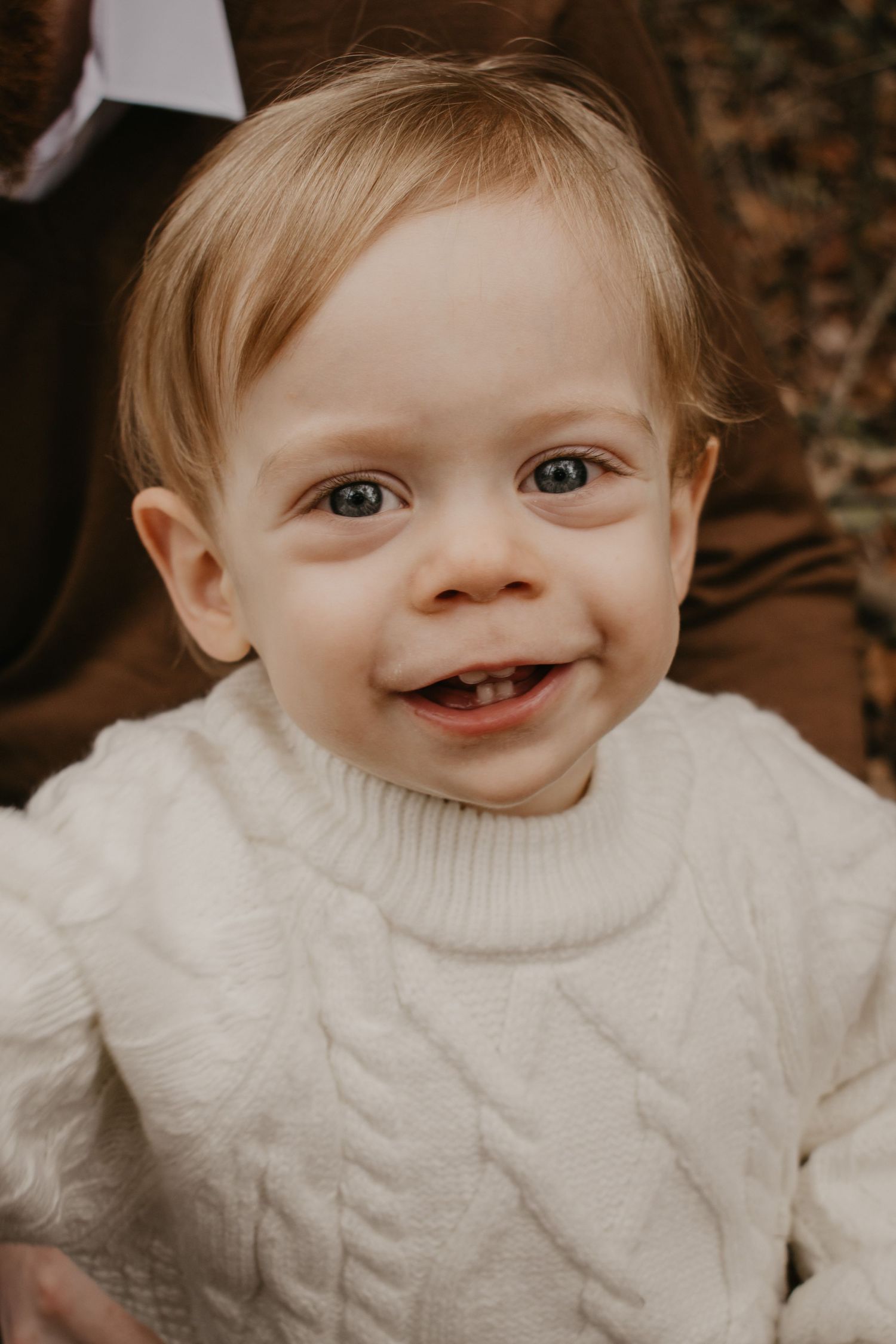 kiddo smiling during family session