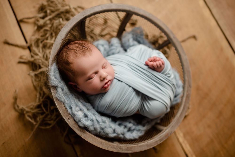 cake smash photography hampton roads, maternity portraits hampton roads, maternity photographer near me, baby photos