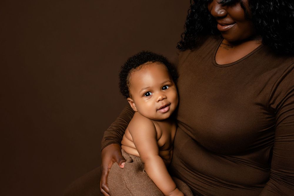cake smash photography hampton roads, maternity portraits hampton roads, maternity photographer near me, baby photos