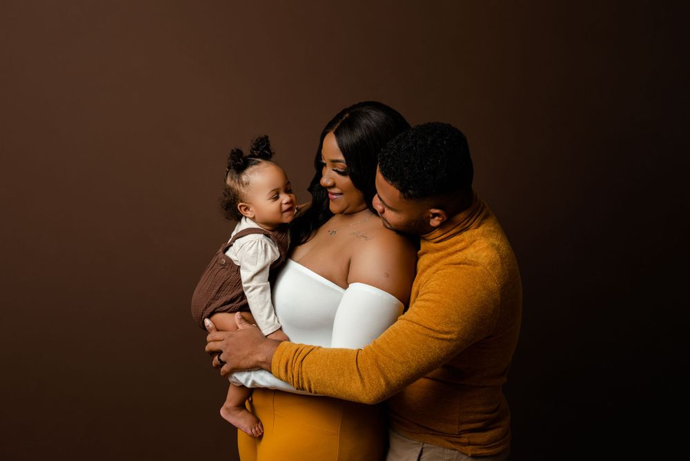 cake smash photography hampton roads, maternity portraits hampton roads, maternity photographer near me, baby photos