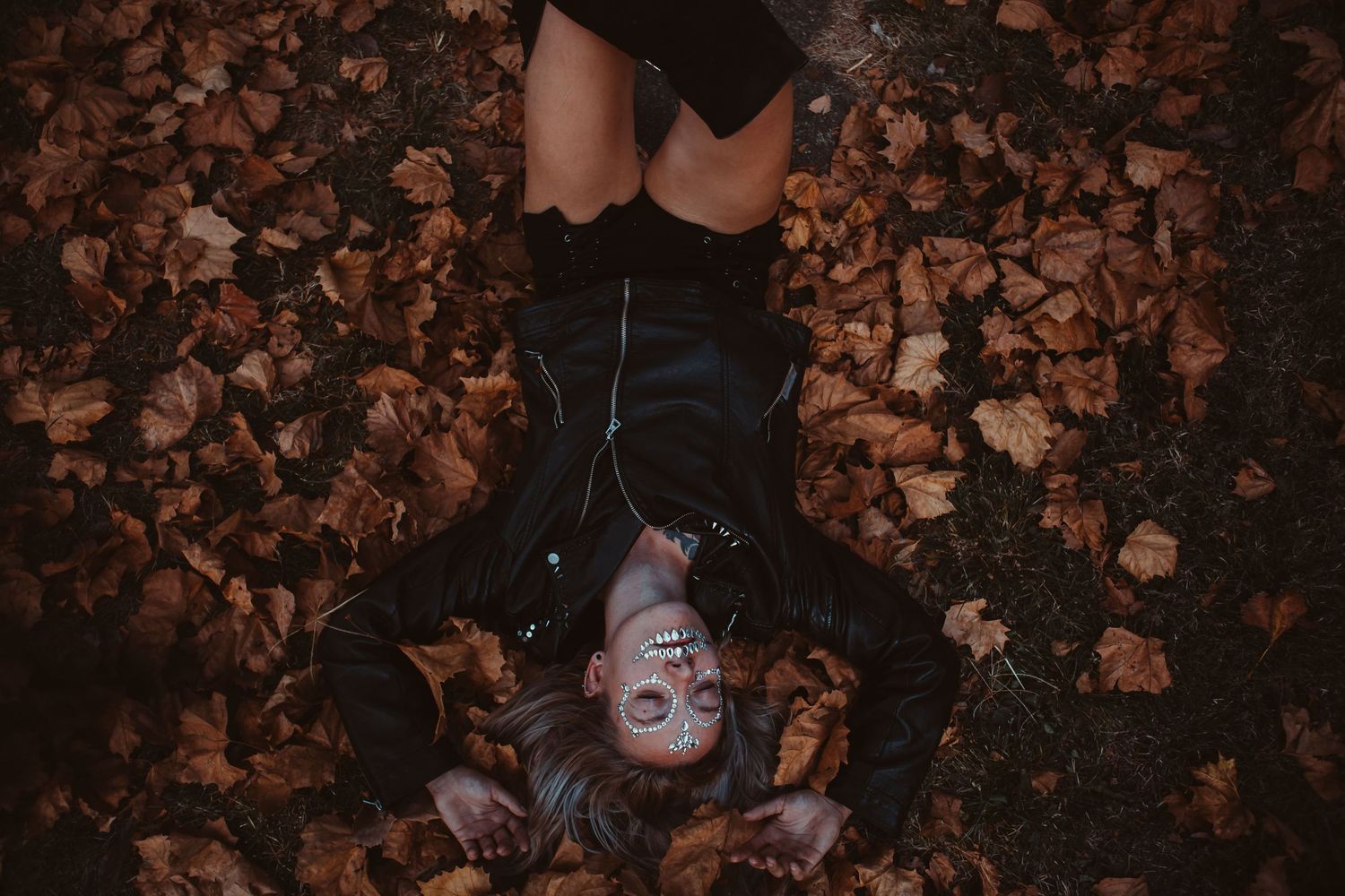 spooky fall halloween photography fashion model