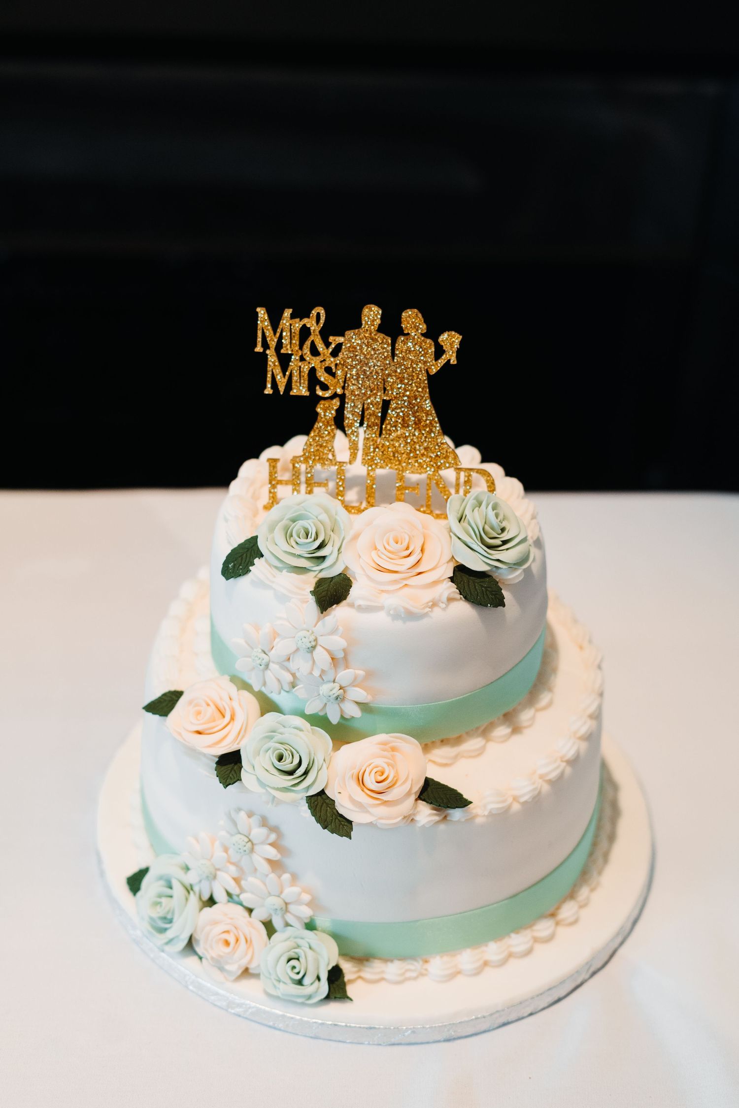 2 tier wedding cake with roses, Yorkshire Photographer, Emilia Czarnota Photography