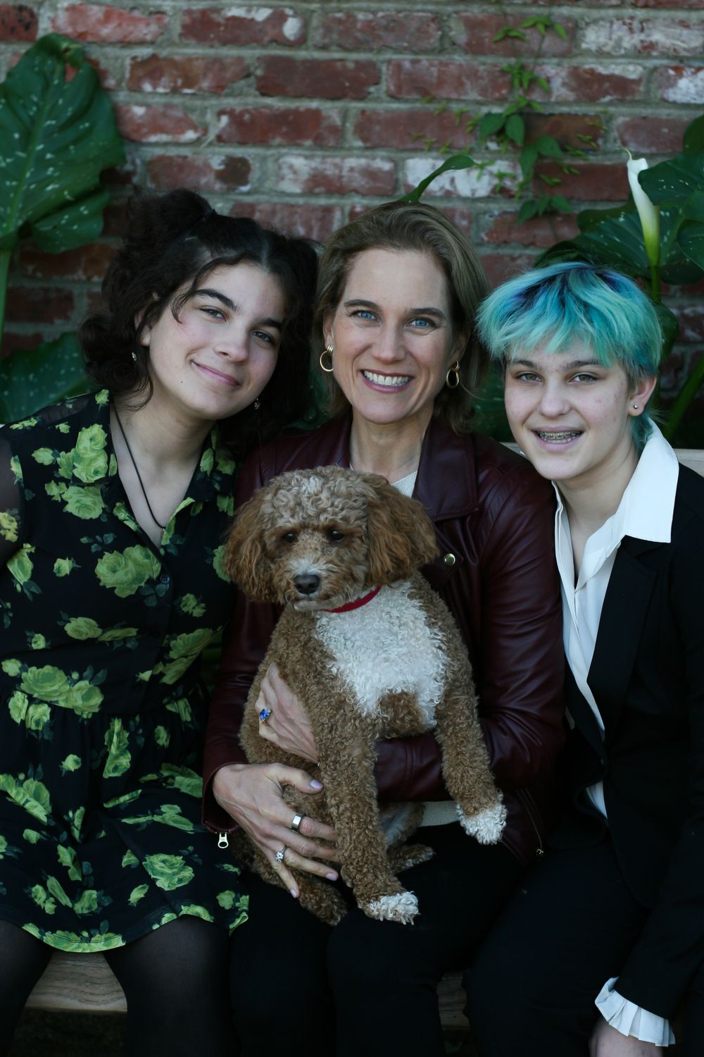 Family portraits with dog
