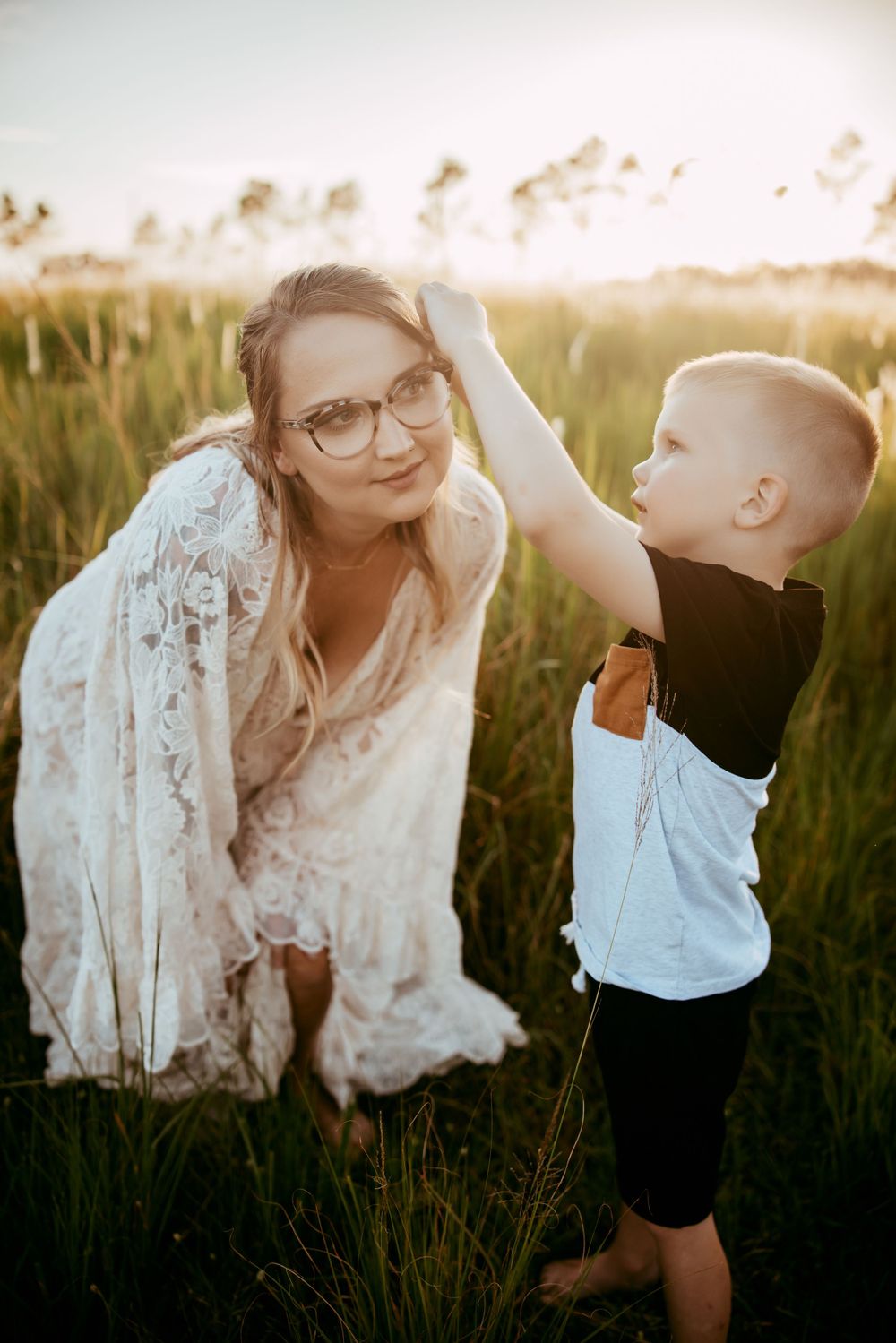 lakeland photographer- mother and son at sunset