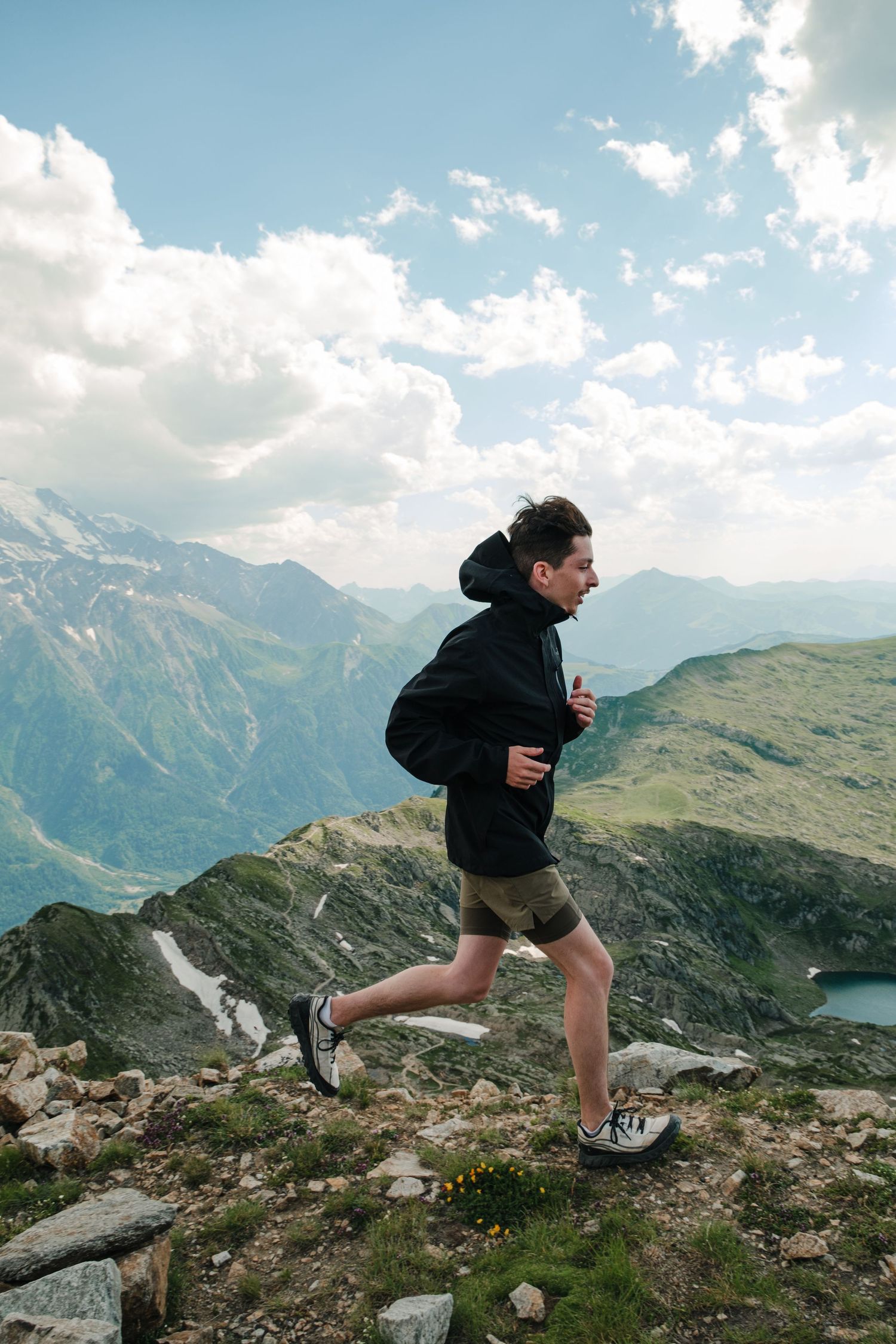 Colin Rousseau en trail running au Pays du Mont Blanc en France