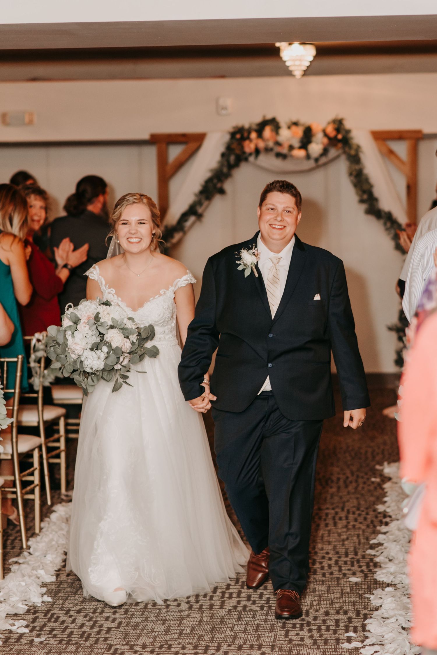 Ohio Wedding, Ohio Photographer, Wedding Photographer, The Chandelier, Bride and Groom Photos, Wedding Ceremony