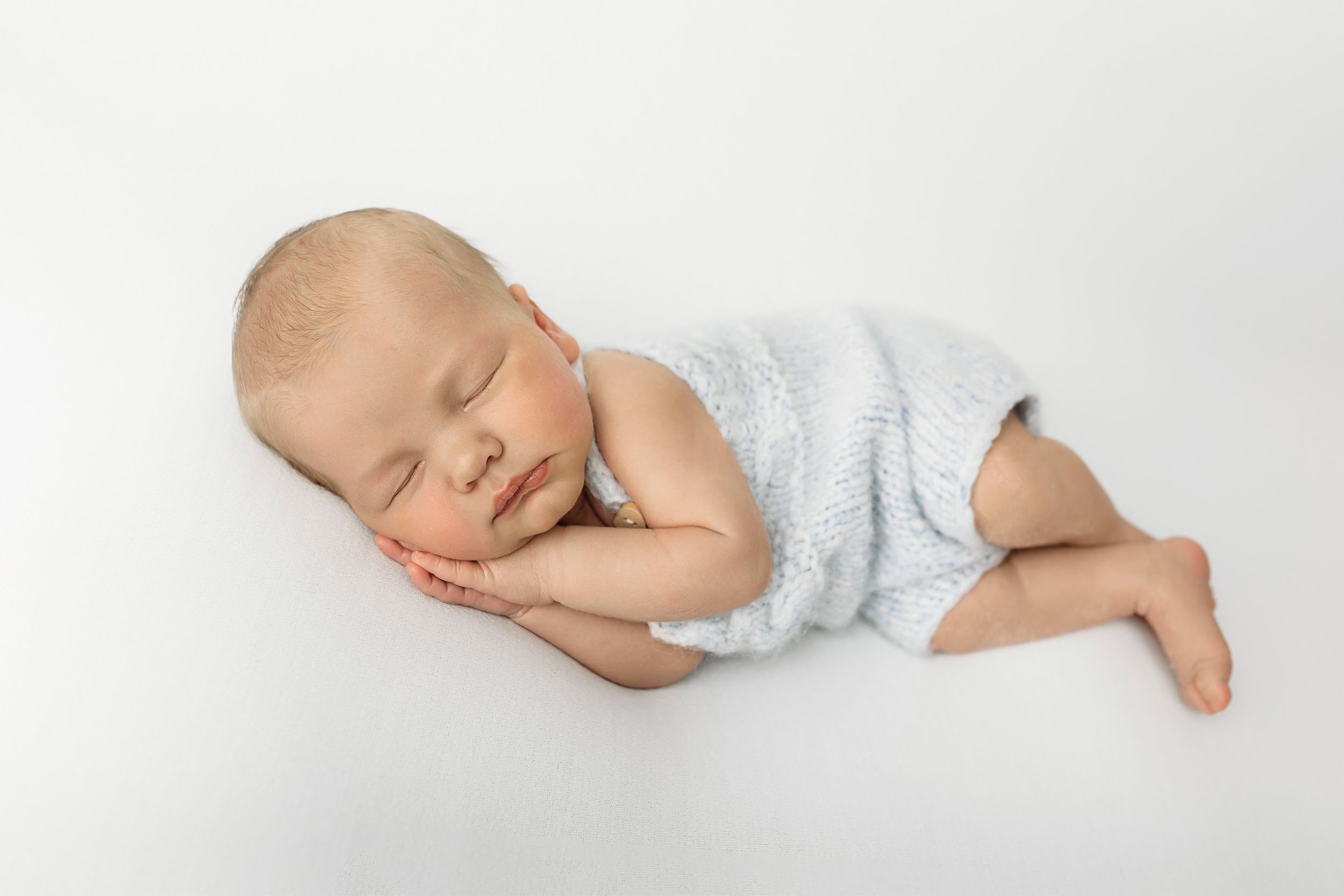 Nyfødtfotografering i Bergen, nyfødtfoto, nyfødtfotografering, fotograf Carina Svendsen, fotograf i Bergen, babyfoto