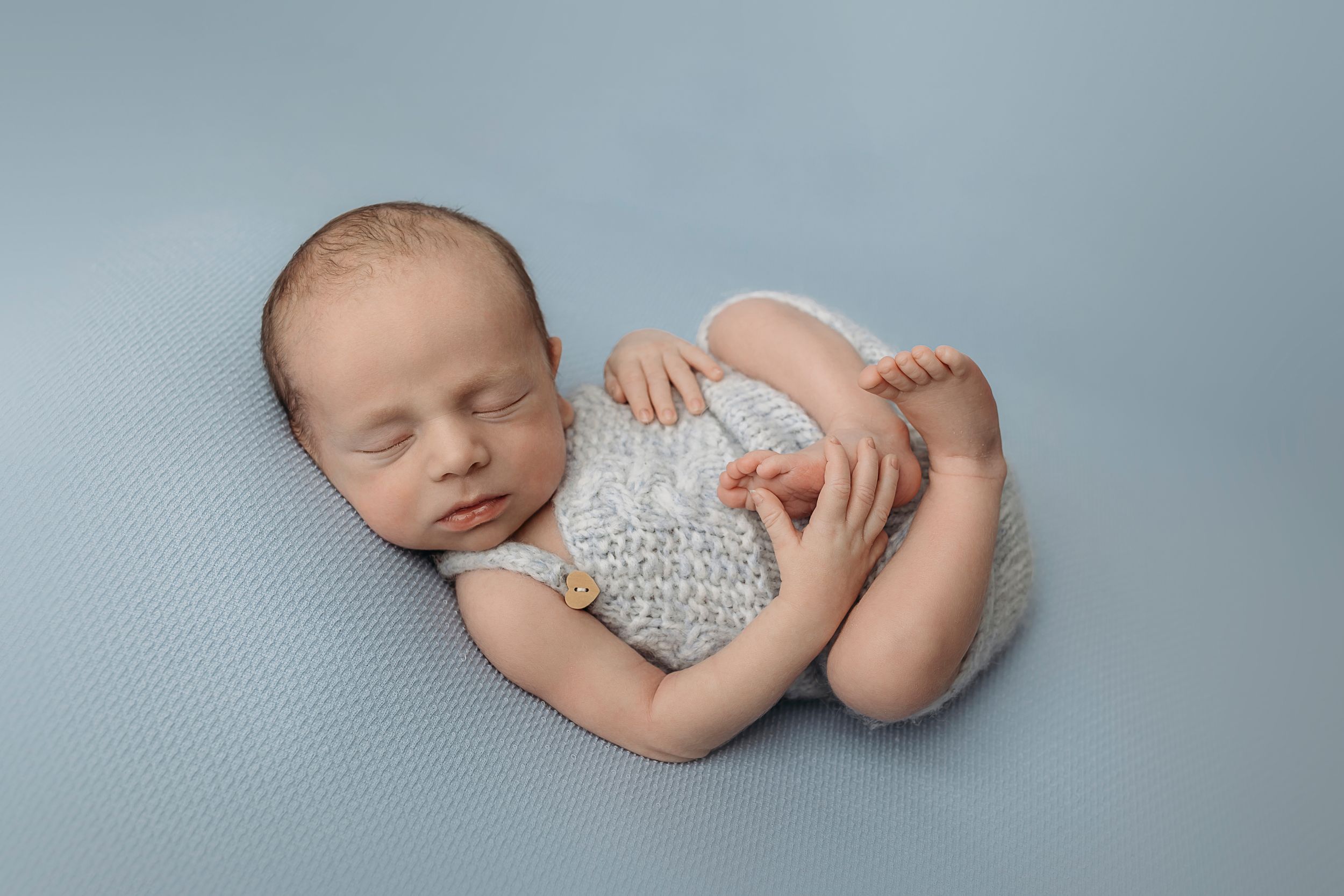 Nyfødtfotografering i Bergen, nyfødtfoto, nyfødtfotografering, fotograf Carina Svendsen, fotograf i Bergen, babyfoto