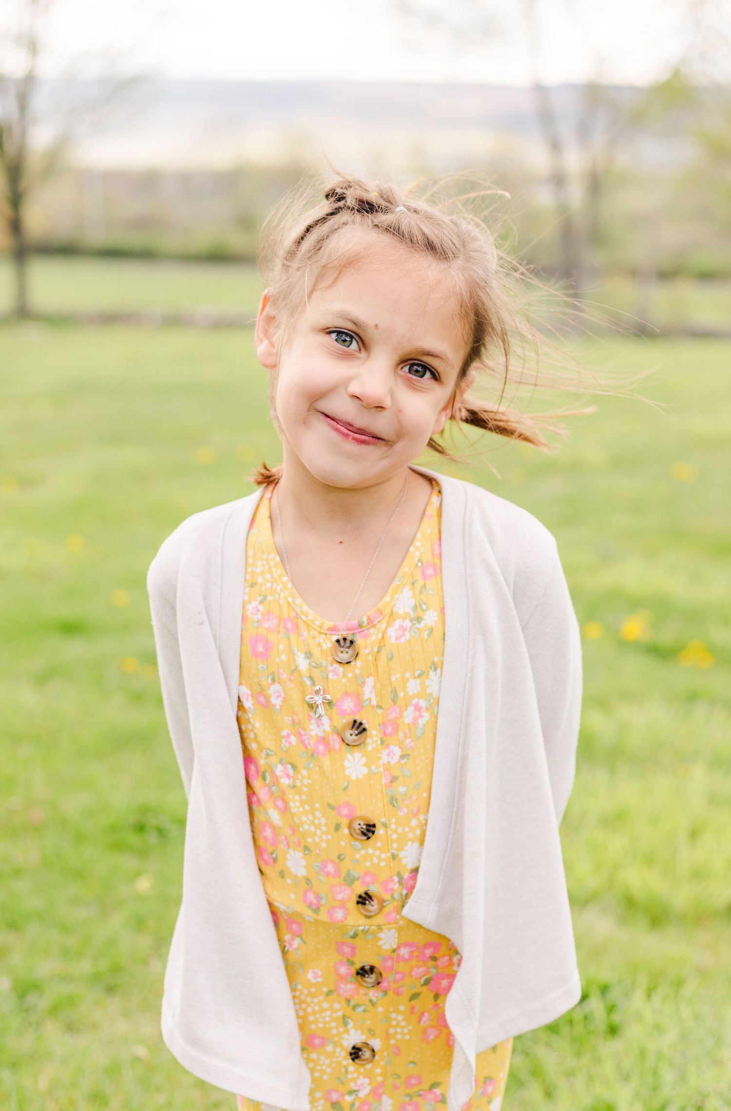 Motherhood portrait session in New Paltz, NY with Hudson Valley Photographer Danielle Lauren Photography