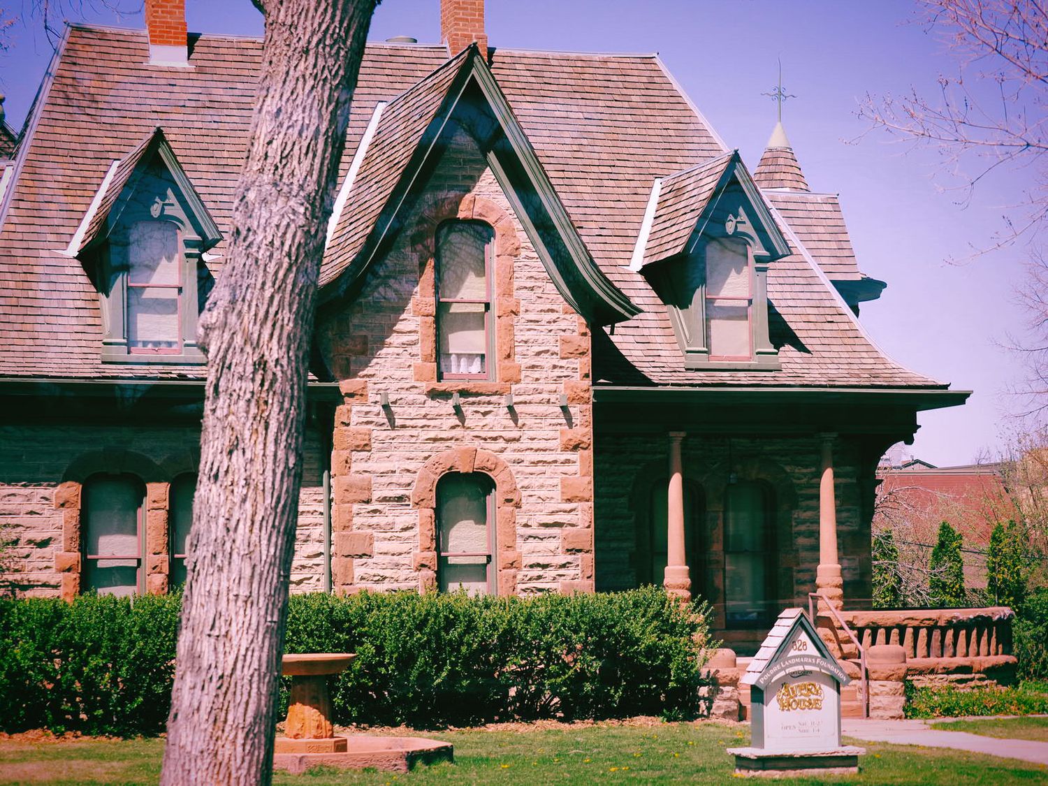 Avery House as seen from the Fort Collins Trolley on Mountain Ave