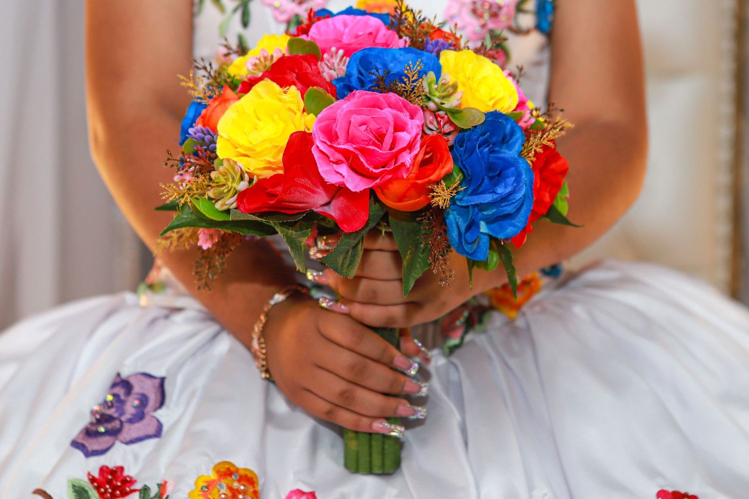 Colorful ramo Quinceanera