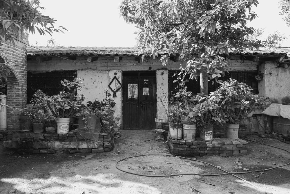 "Mi hogar donde naci y pase mi nines por 19 anos." - Rosario Ramirez