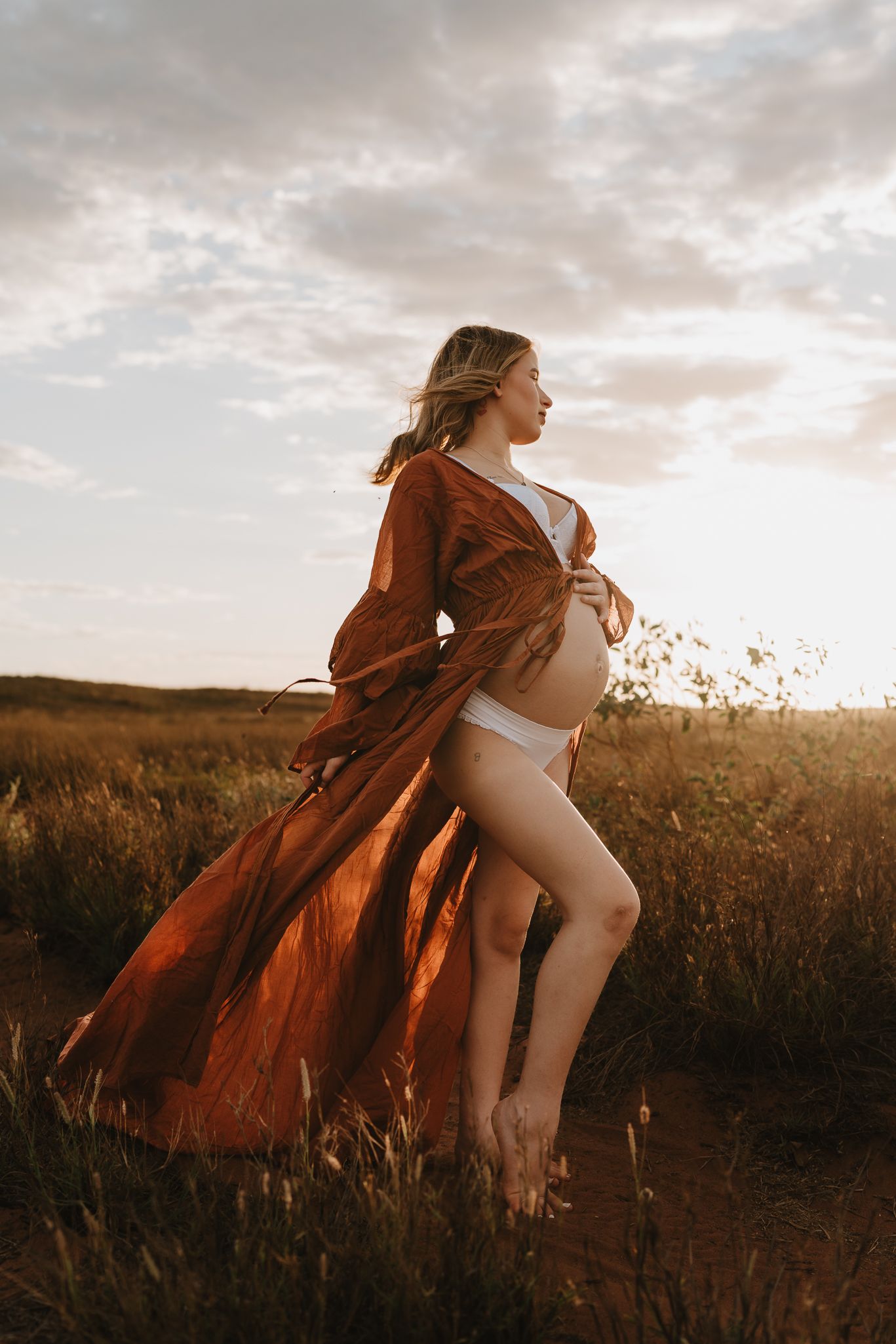PORT HEDLAND MATERNITY NEWBORN FAMILY MOTHERHOOD PHOTOGRAPHER