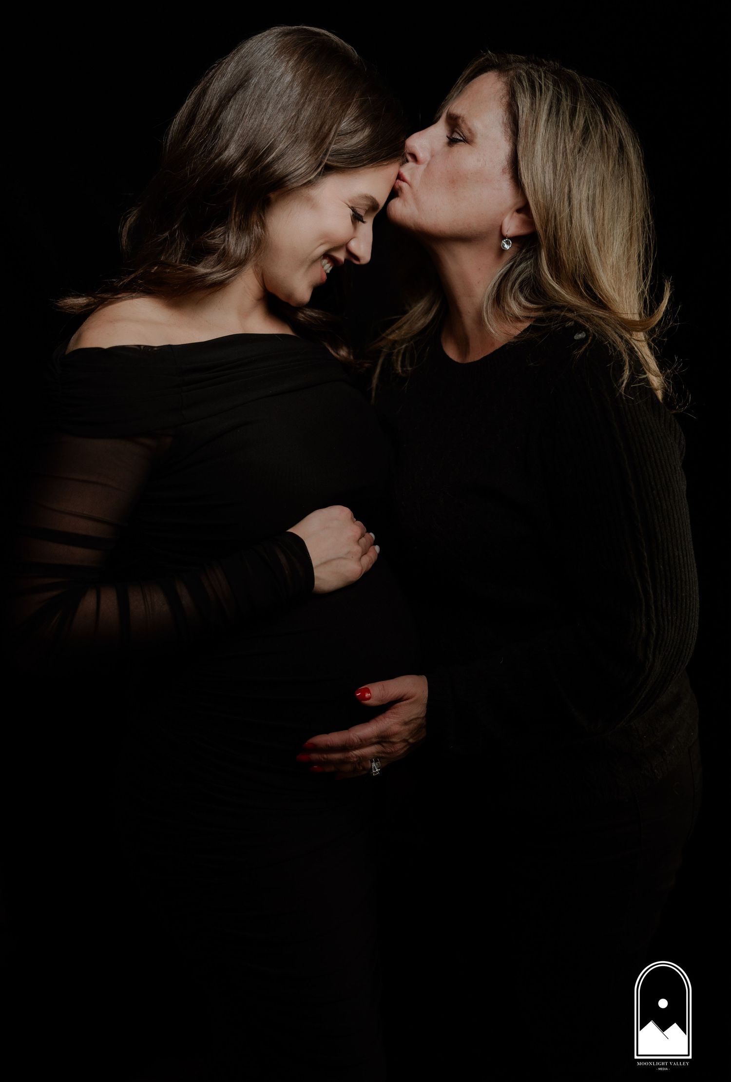 Portrait photographers near me, head shots, barrie, Toronto, orillia, Collingwood, photography, maternity photos
