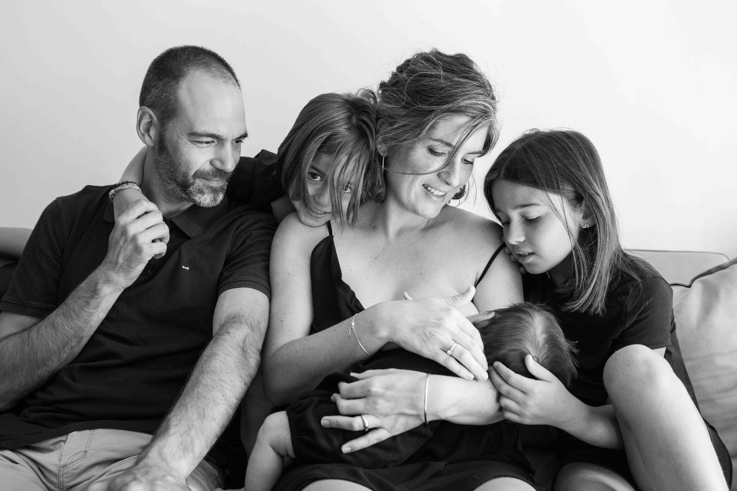 retrato de familia en casa