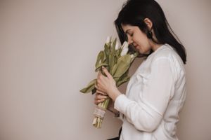 Photographe portrait studio Neuchâtel – Créez un portrait mémorable avec une séance photo sur-mesure en studio
