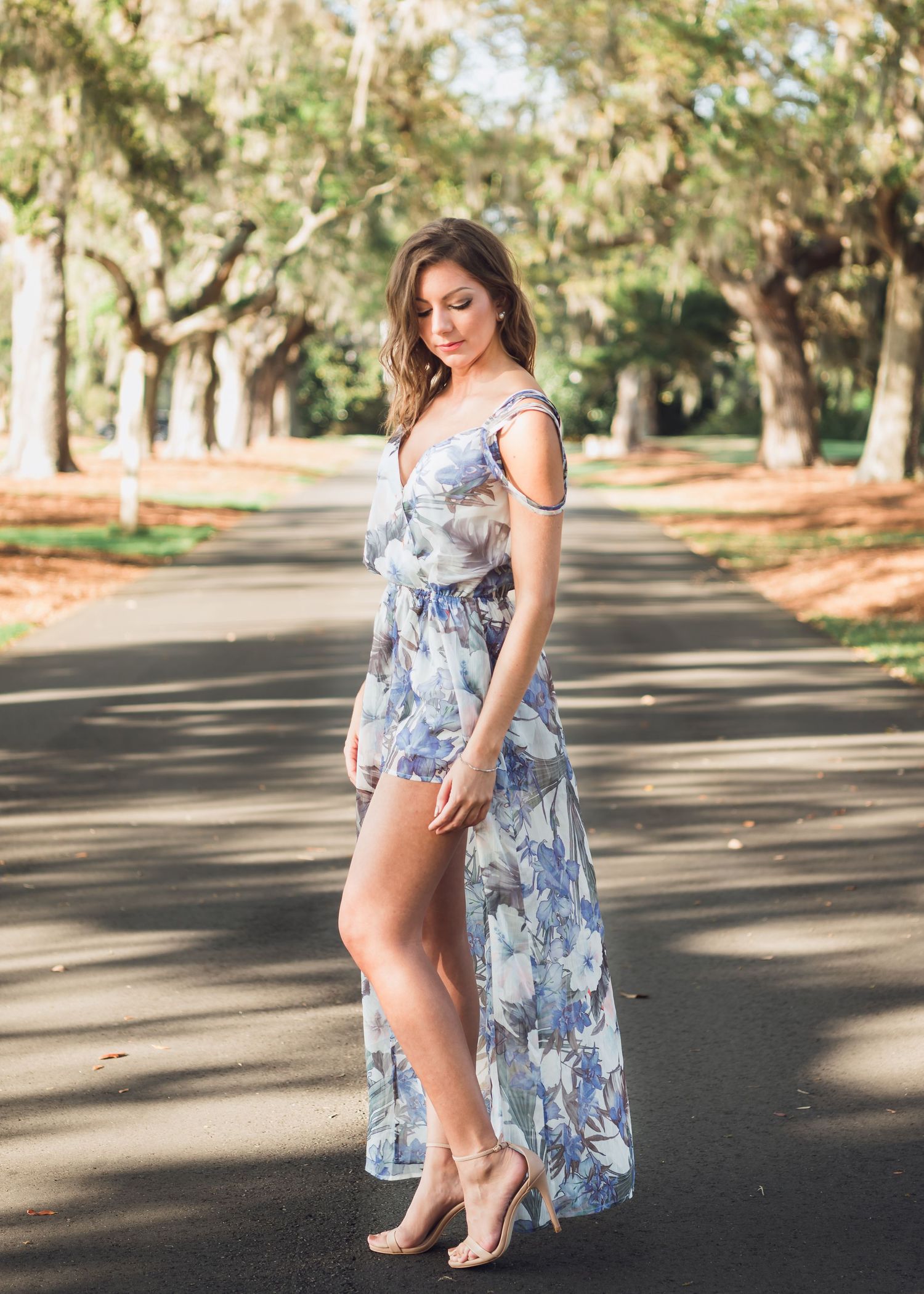 Senior portrait at Caledonia Gold & Fish Club photographed by PHV Photo, weddig photographer in Myrtle Beach