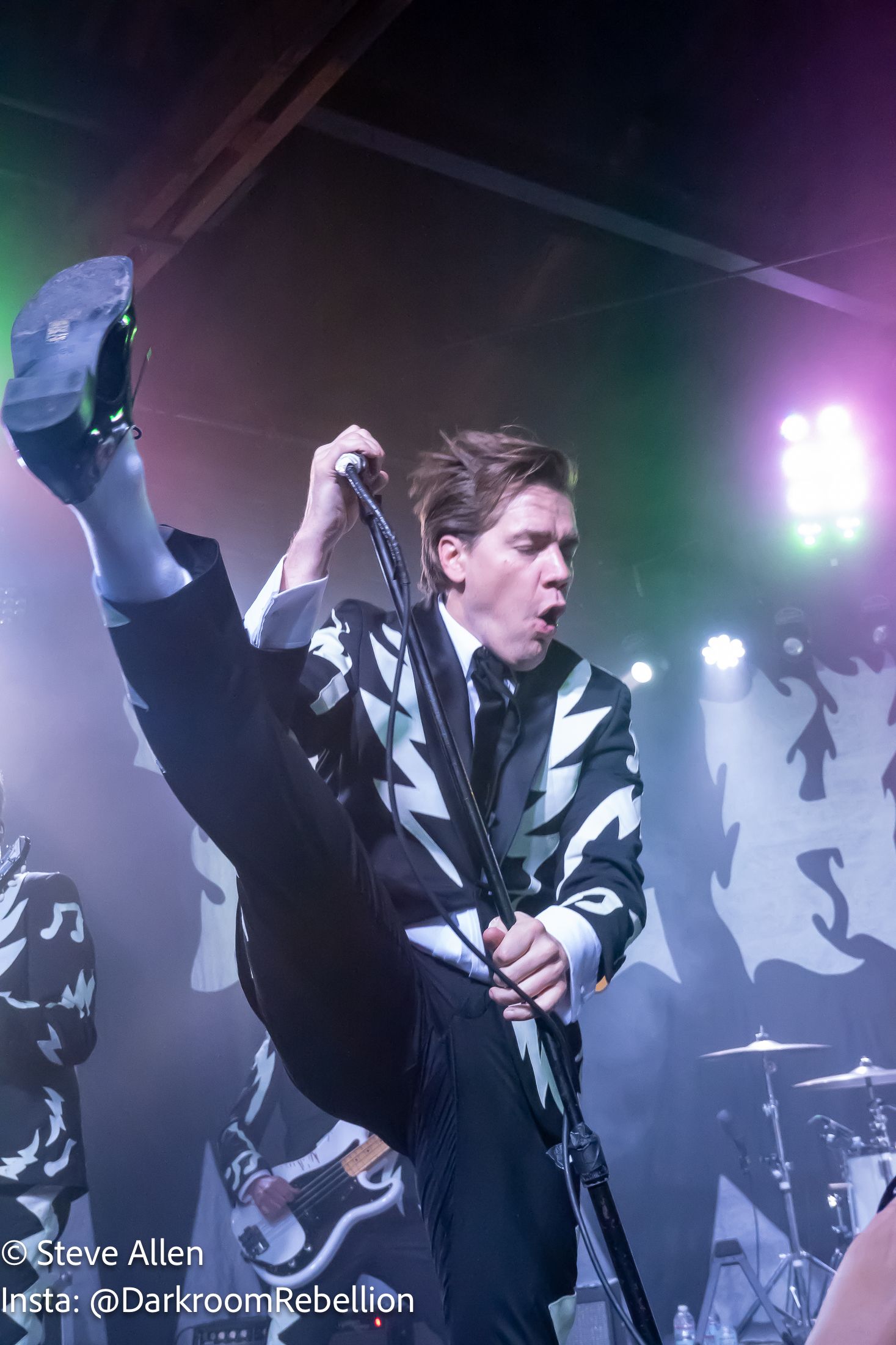 Pelle Almqvist - The Hives - Glass House Pomona