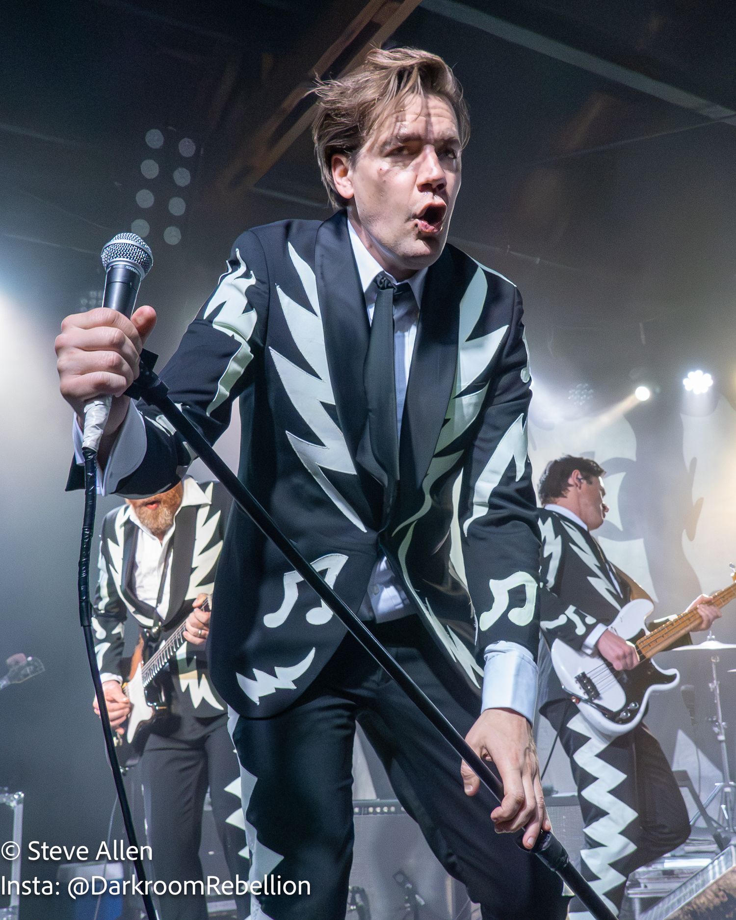 Pelle Almqvist - The Hives - Glass House Pomona