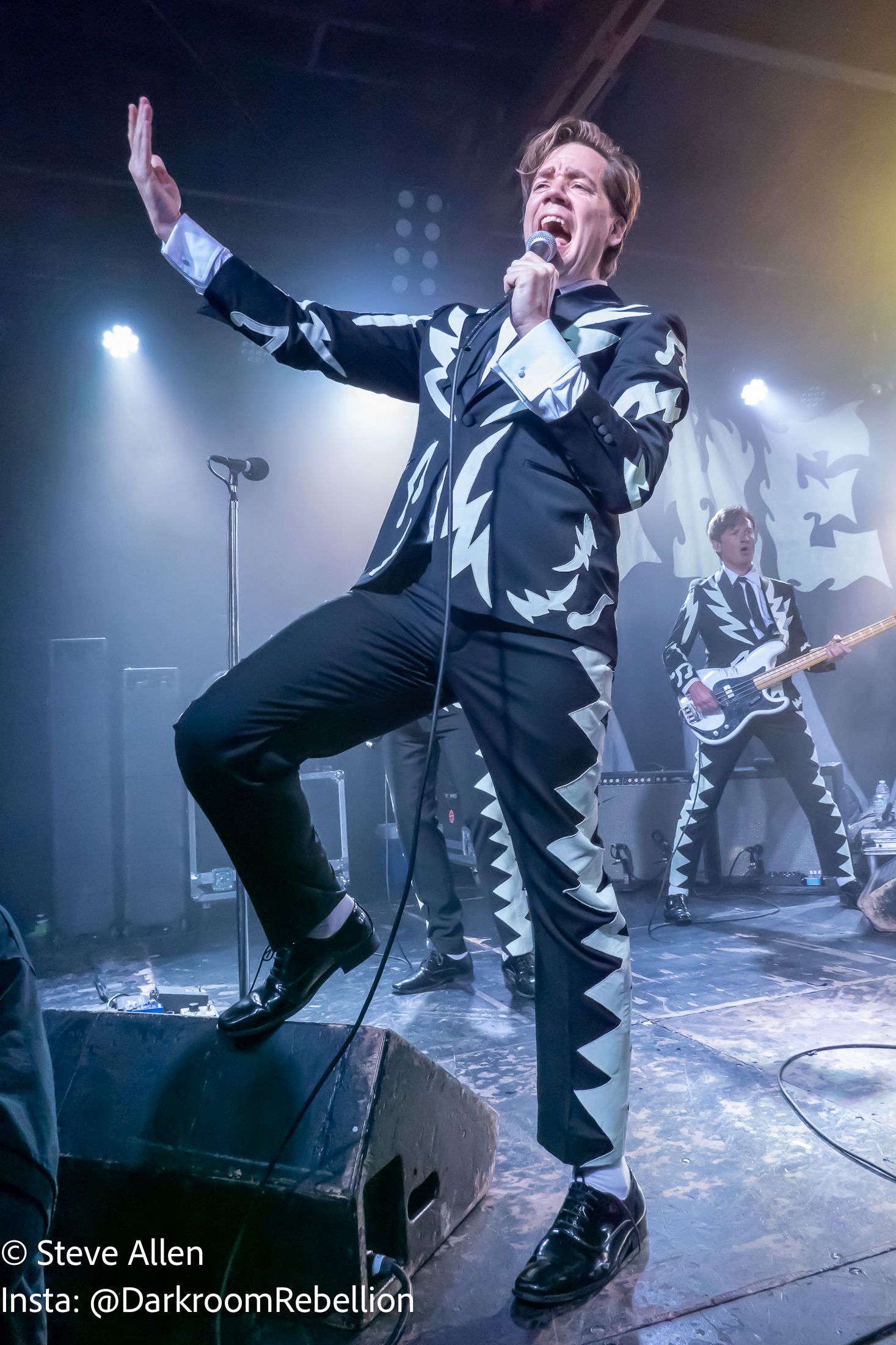 Pelle Almqvist - The Hives - Glass House Pomona