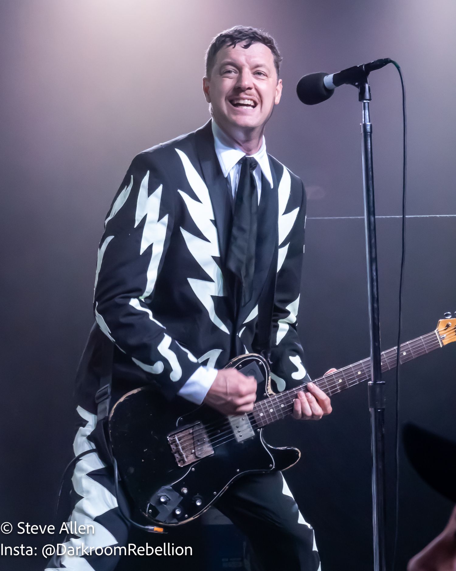 Nicholaus Arson - The Hives - Glass House Pomona