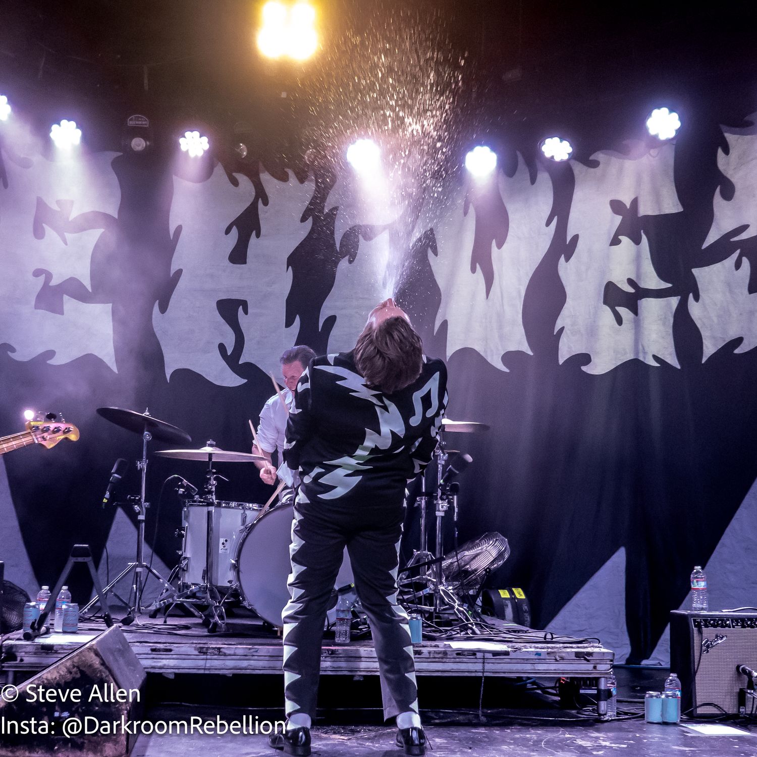 Pelle Almqvist - The Hives - Glass House Pomona