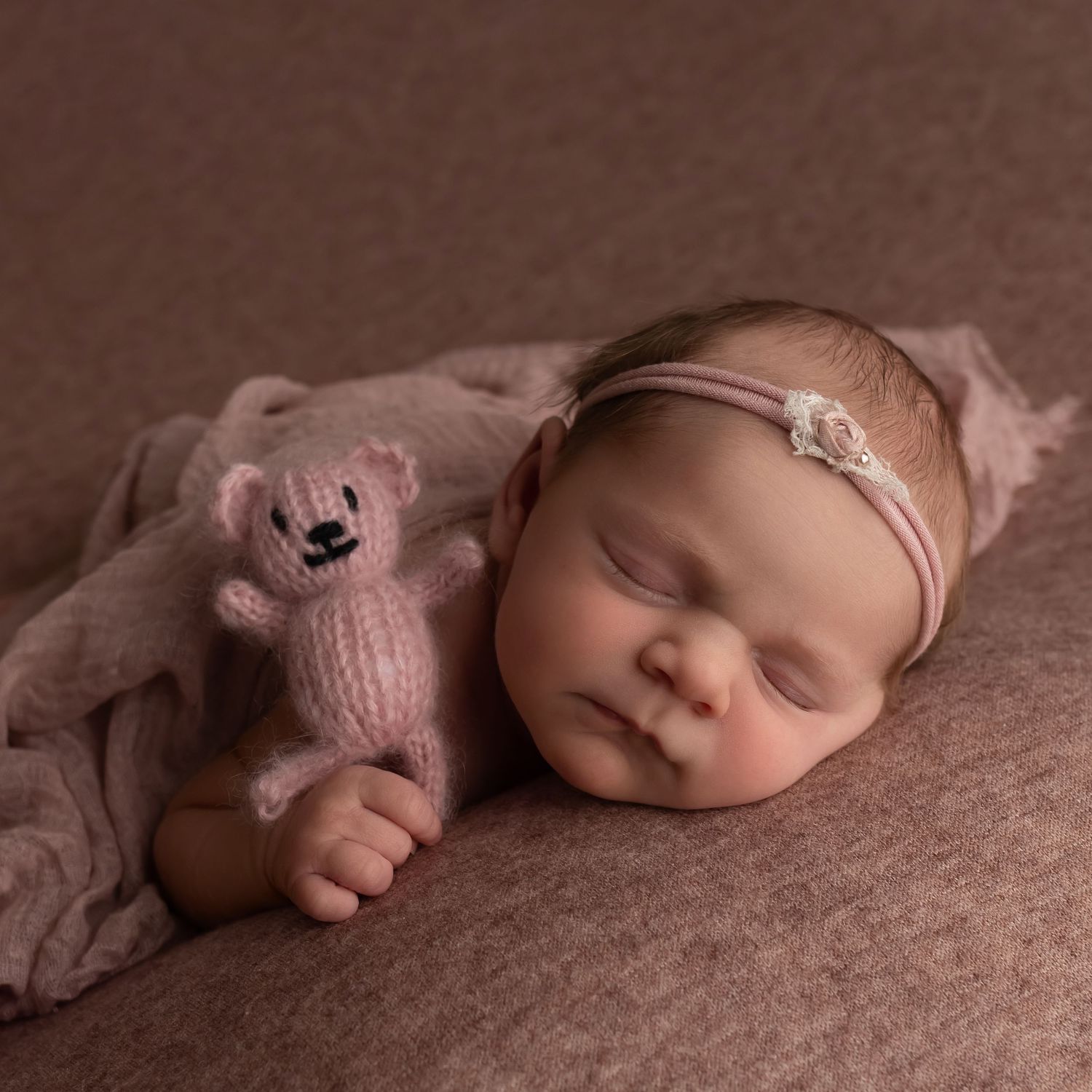 Newborn in pink, taken by Jen Knightstep, Photographer