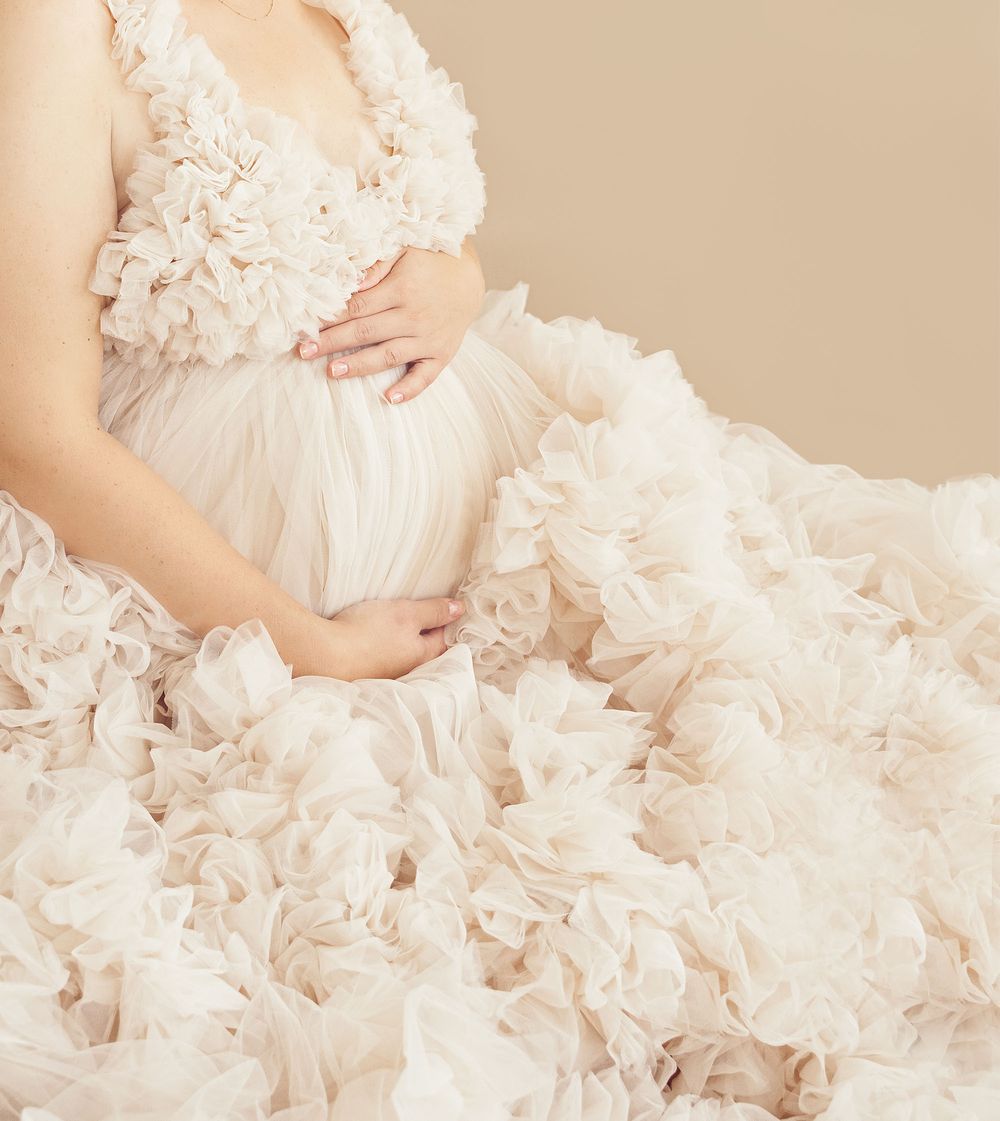 schwangerschaftsfotos-babybauch-studio-lenamigue-fotografie-hamburg