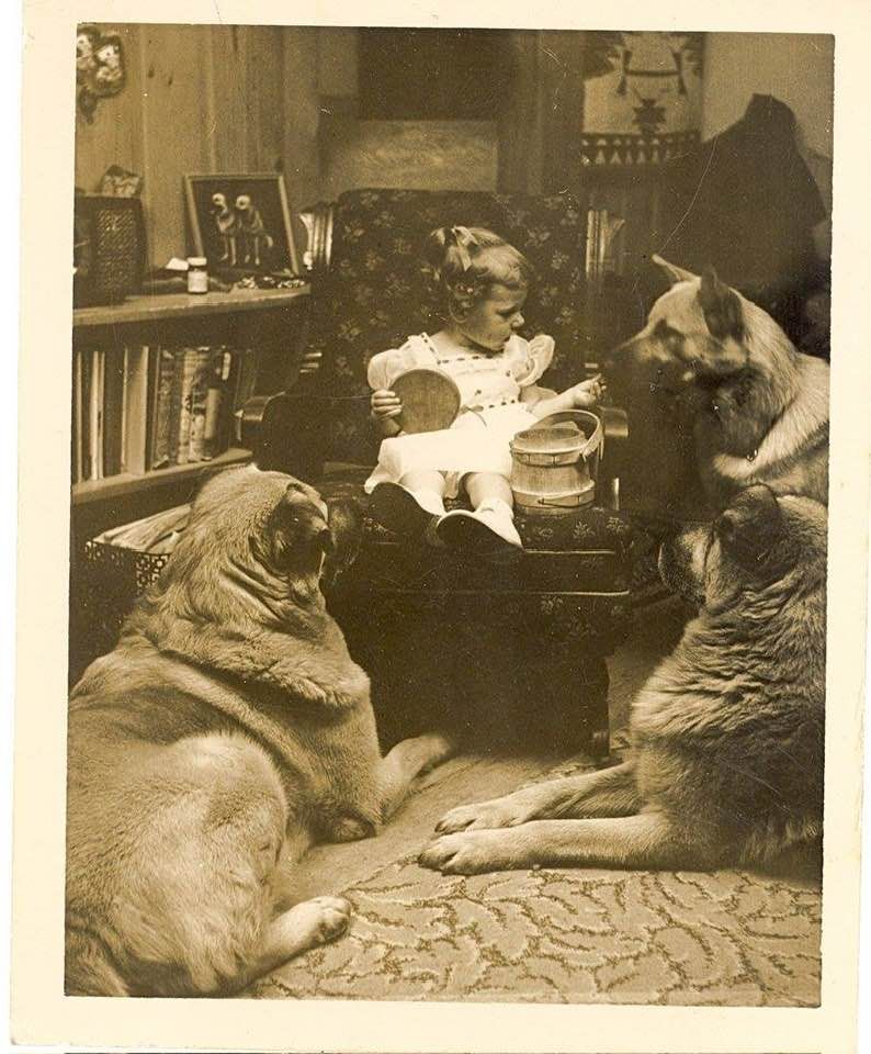 Chinooks and Kids:  historical photo. What Chinook doesn't like snacks!  (Some things never change.)!