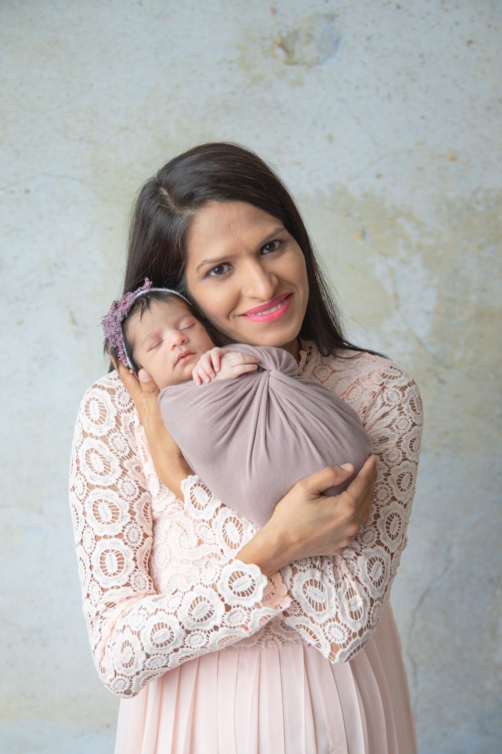 Austin, Texas | Austin Newborn Photographer | Newborn Family Photography |  Nisa Momin Photography