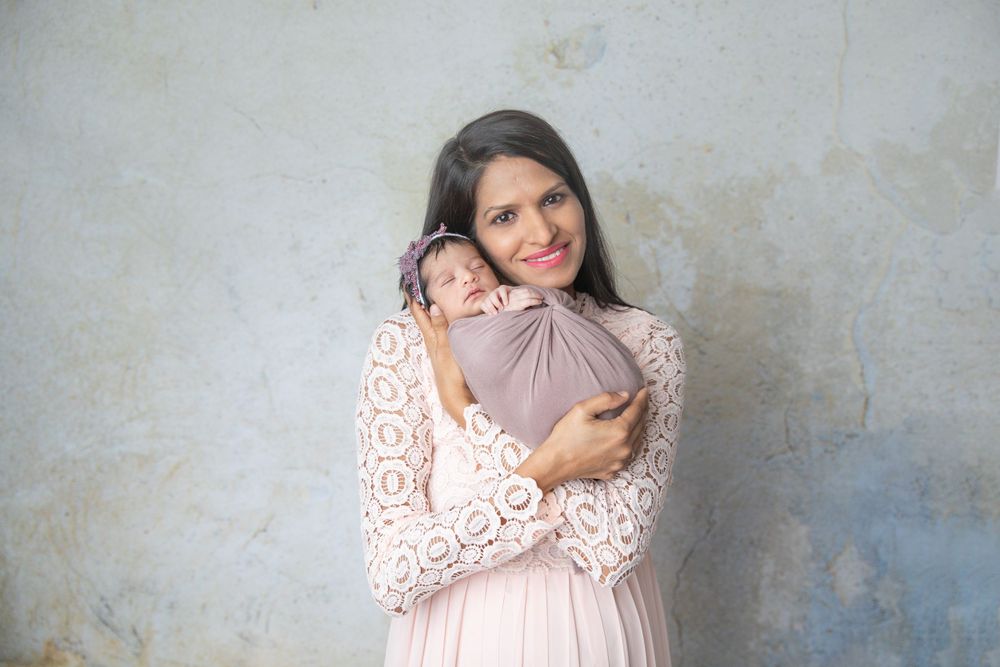 Austin, Texas | Austin Newborn Photographer | Newborn Family Photography |  Nisa Momin Photography