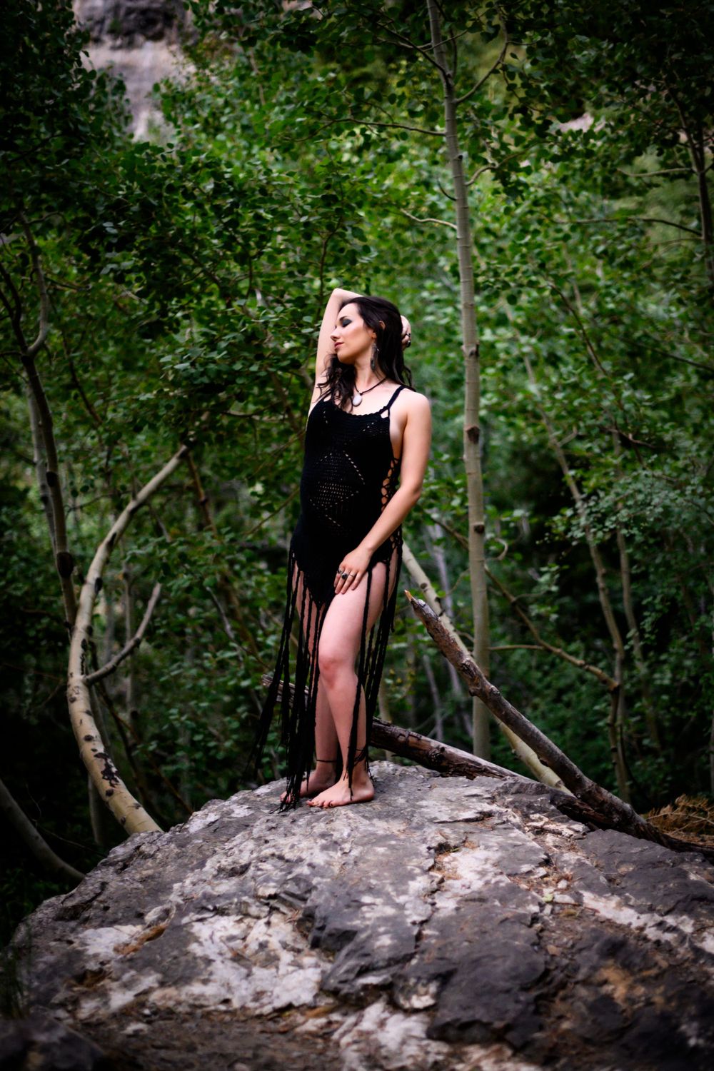 Dramatic and moody portrait of pregnant woman in  Mt Charleston. Maternity photoshoot in Las Vegas. Maternity photographer Las Vegas.