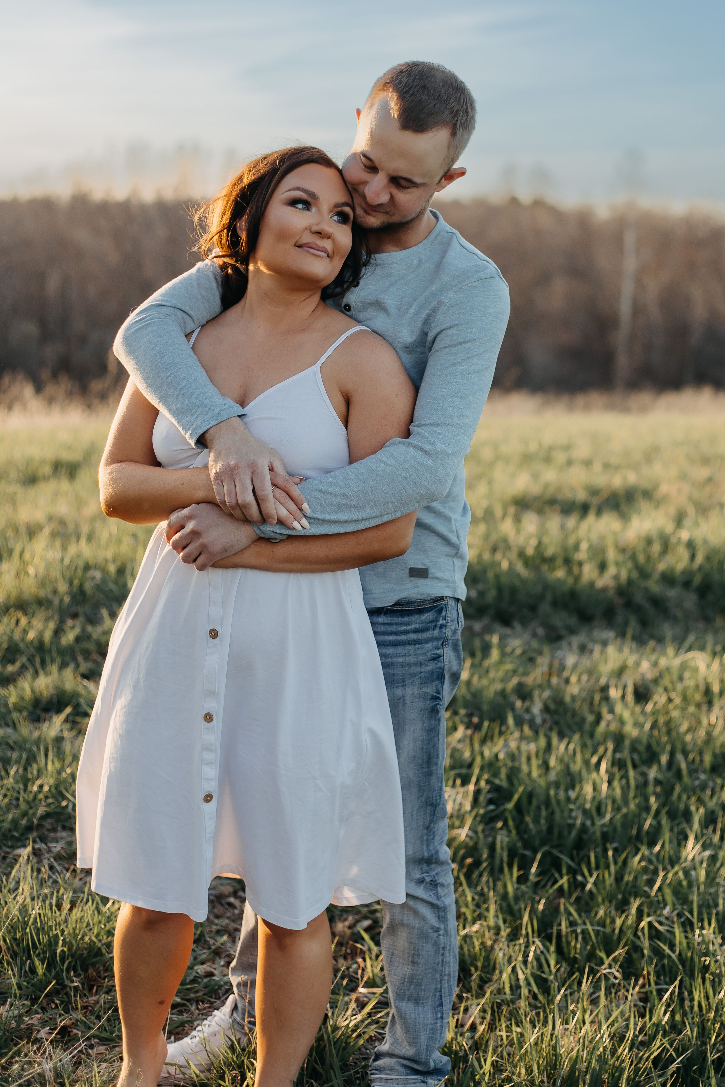 Kansas City Missouri Couples  Engagement Photographer Photography