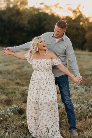 Kansas City Missouri Couples  Engagement Photographer Photography