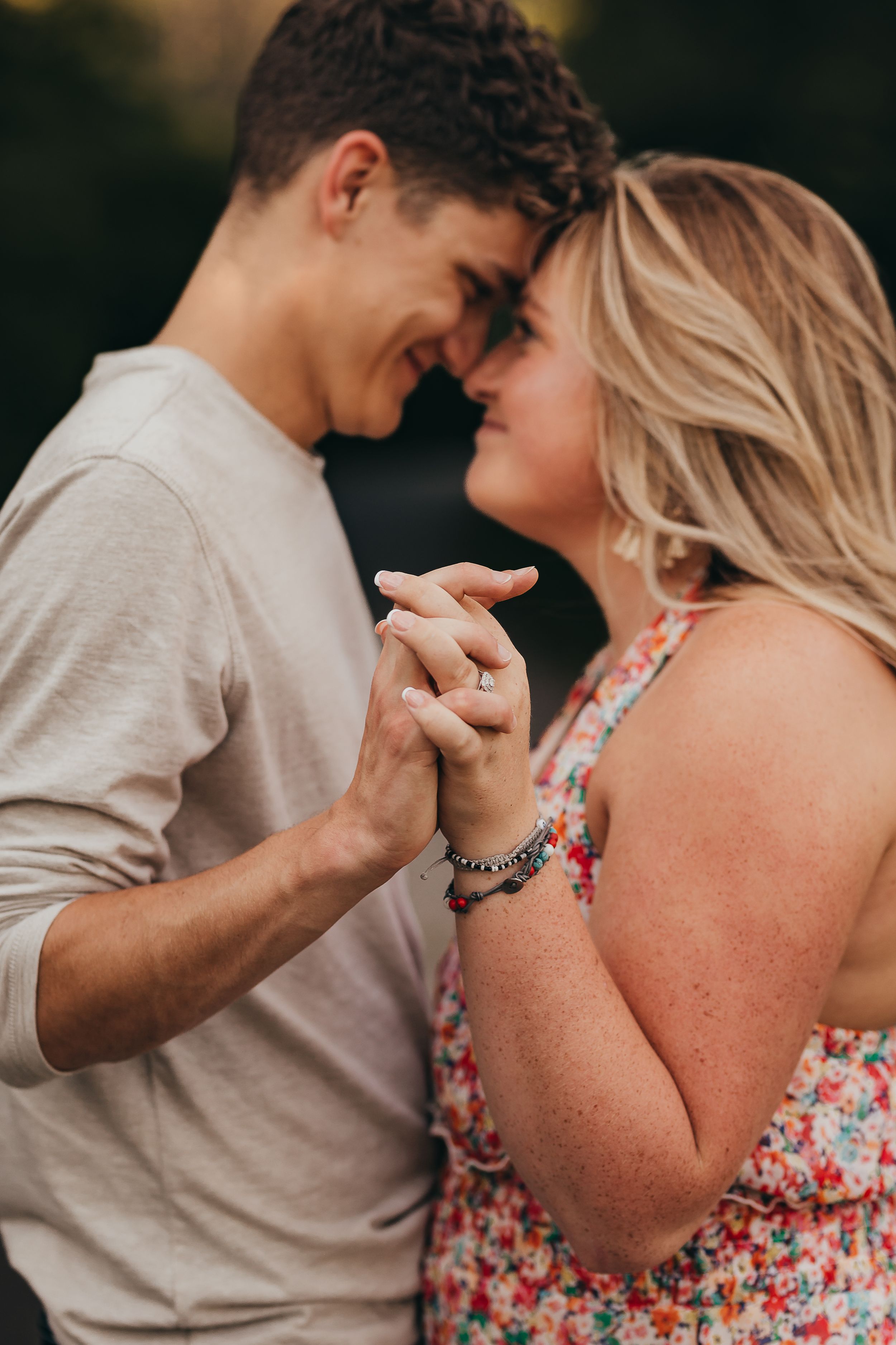 Kansas City Missouri Couples  Engagement Photographer Photography