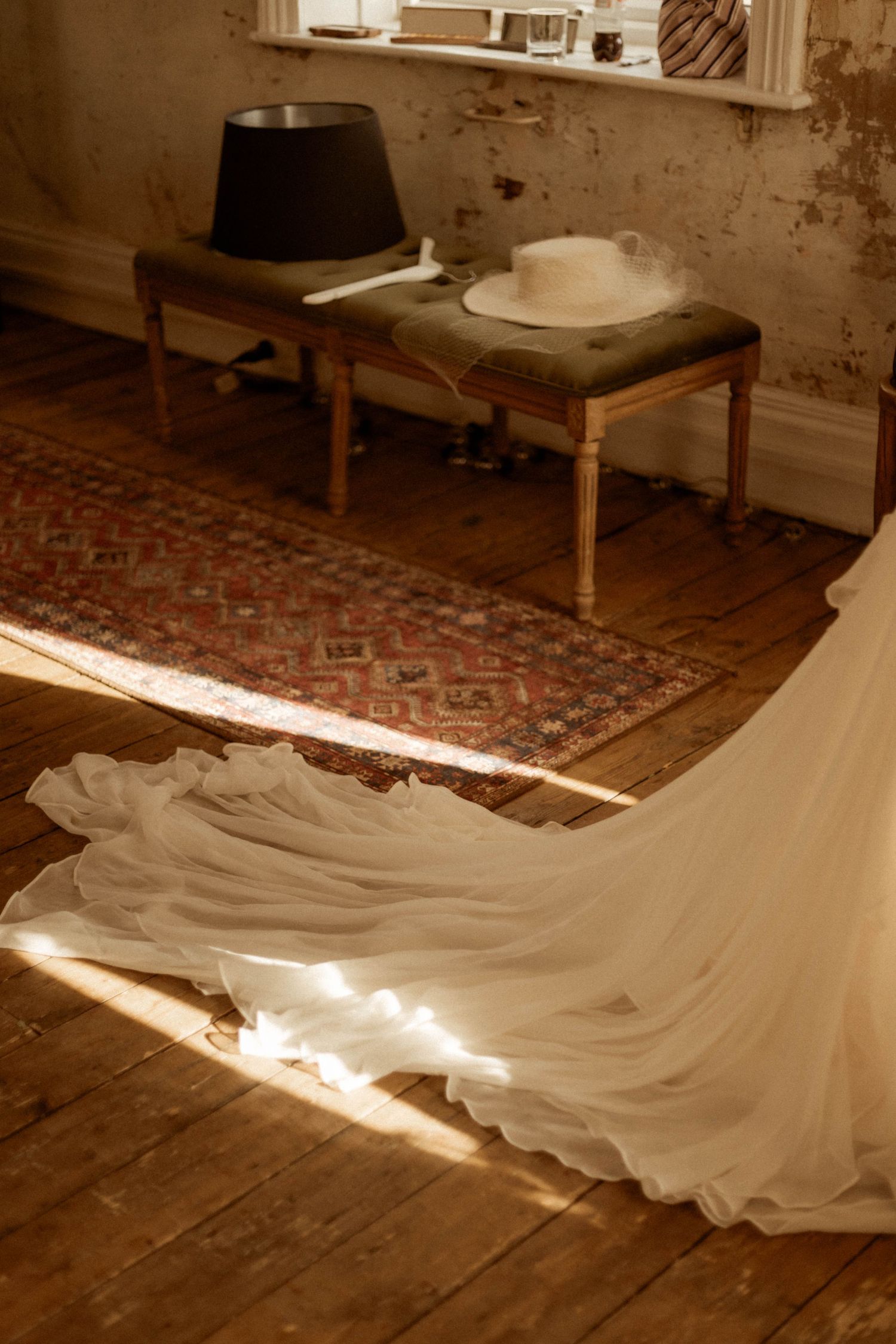 back of brides dress