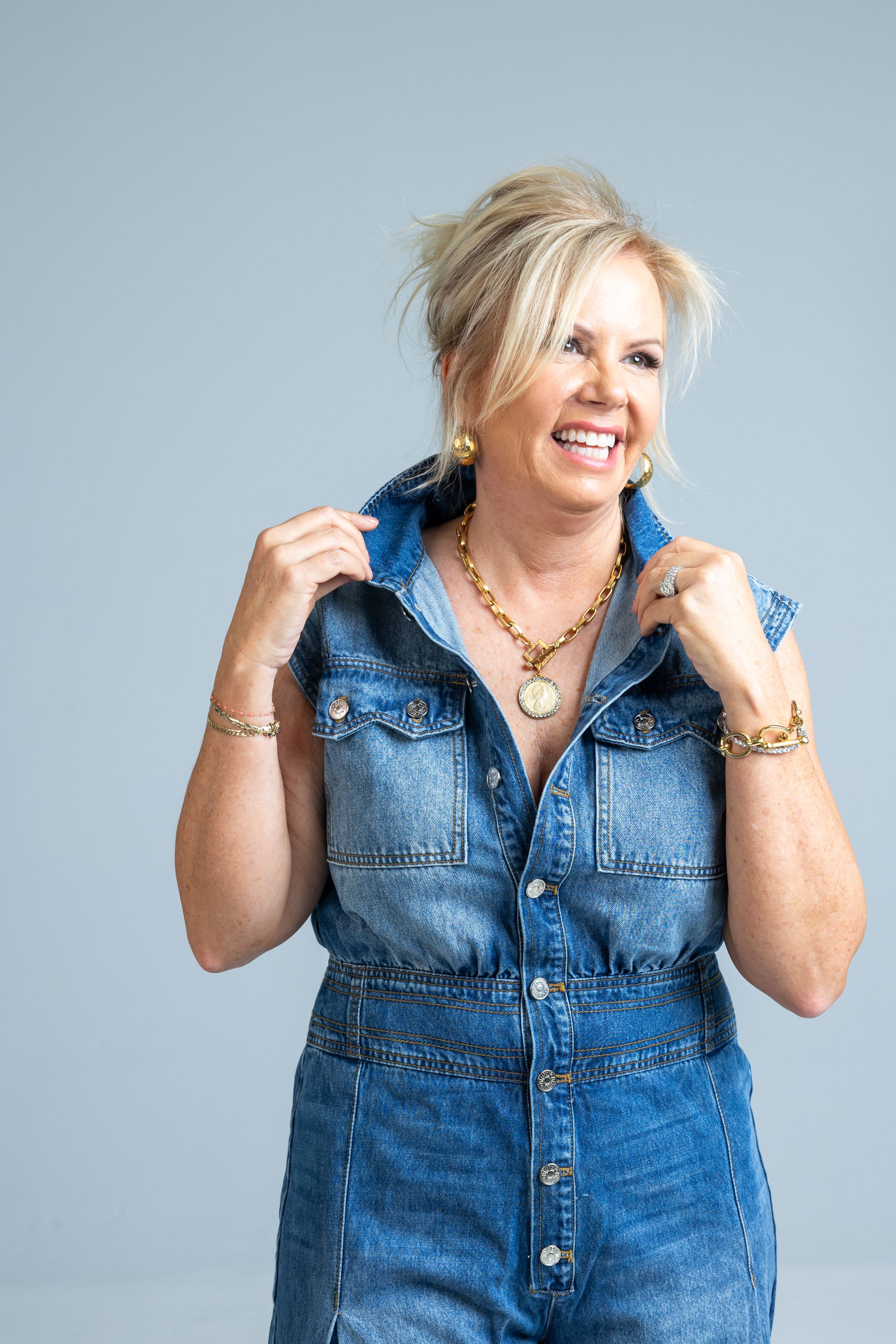 Sarasota Photographer Real Estate Editorial High End Photography Professional Headshots Action Shots Woman headshot Warm Branding
