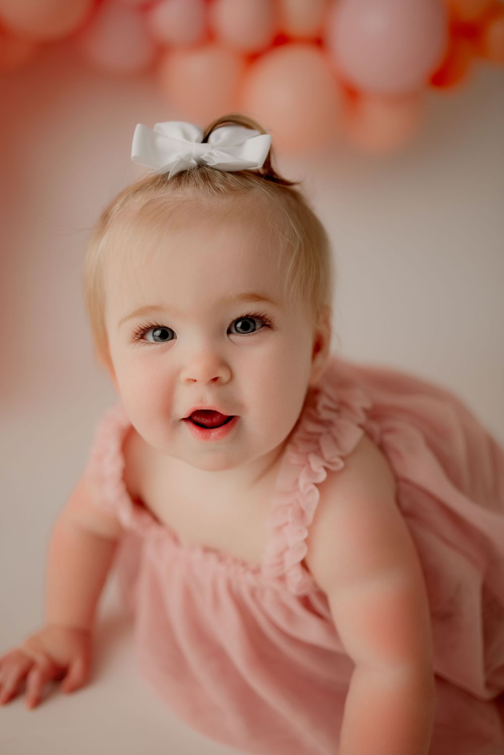 Sweet baby girl celebrates first birthday with photos by Disney Magic Photography, Clarksville, Tennessee