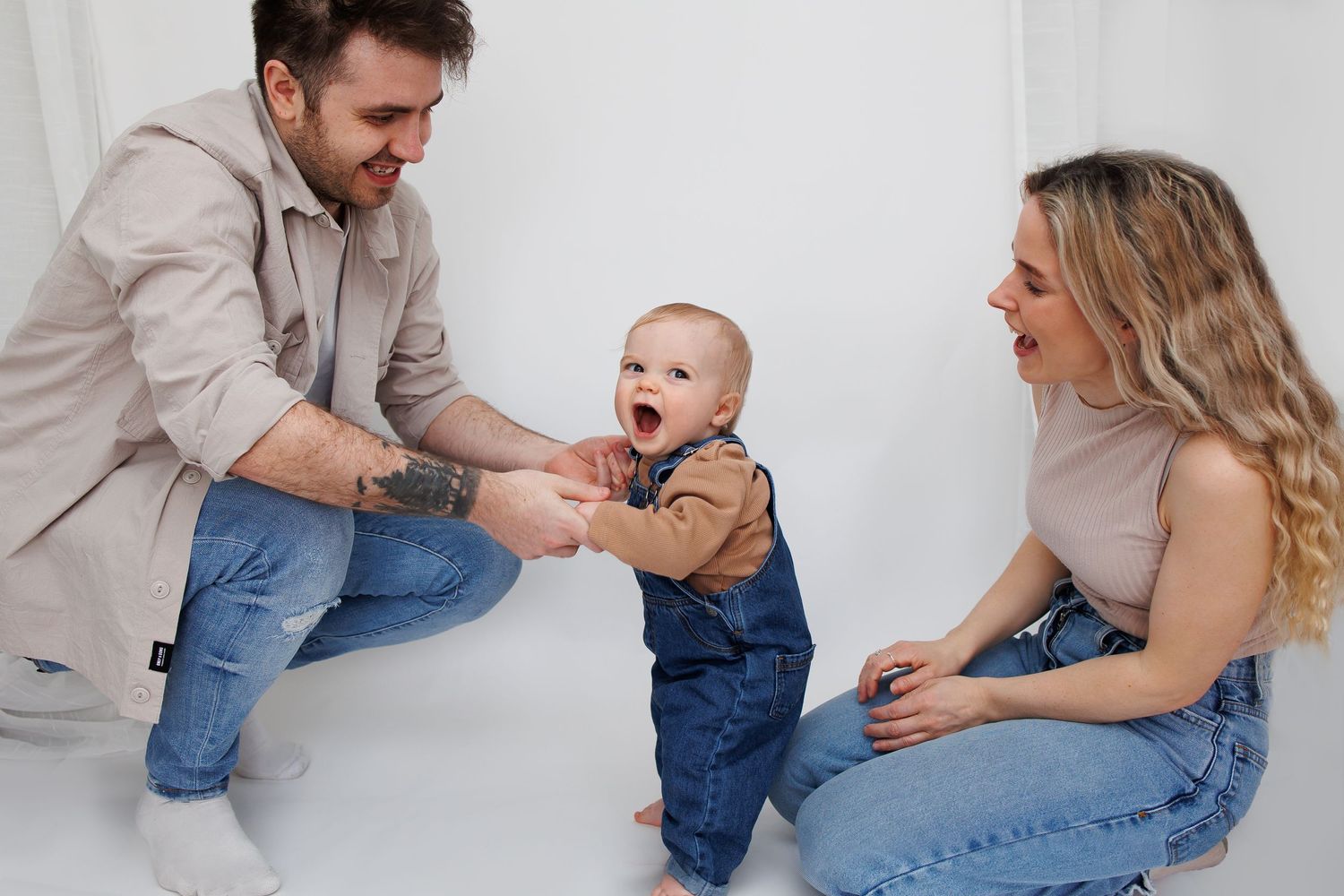 mummy daddy and baby boy family session Tameside photographer photography