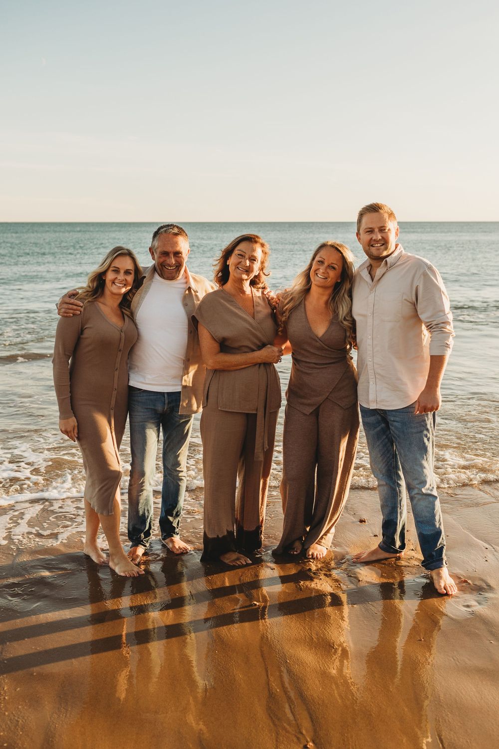Hengistbury head, Family photoshoot, Dorset family photographer, beach family photographer, Dorset Beach photographer, Dorset Photoshoot