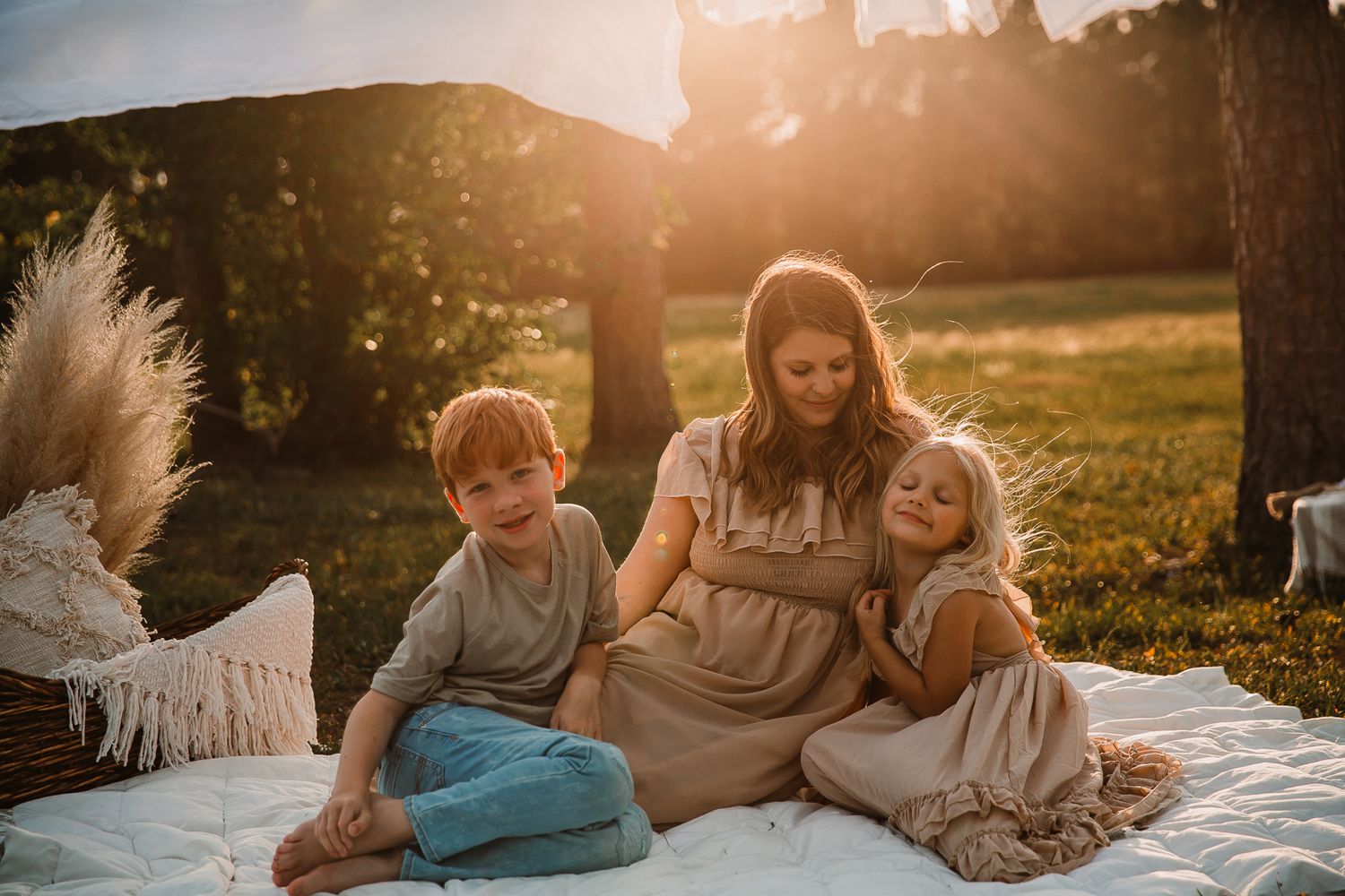 Brianna jean photography mommy and me session in Wilmington North Carolina at golden hour