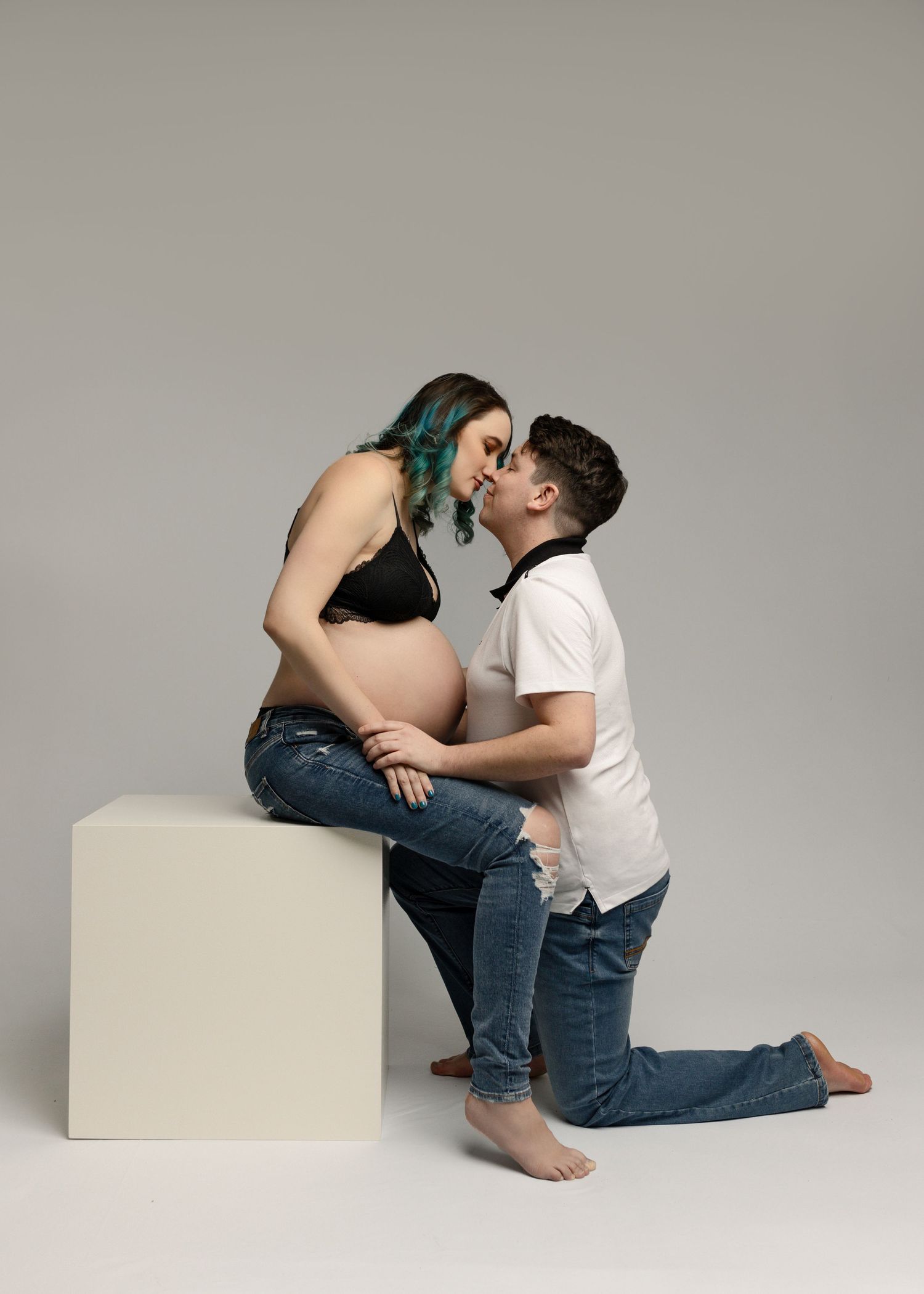 maternity photographer in victoria bc, maternity photography in victoria bc, newborn photographer victoria bc, photographer victoria bc,