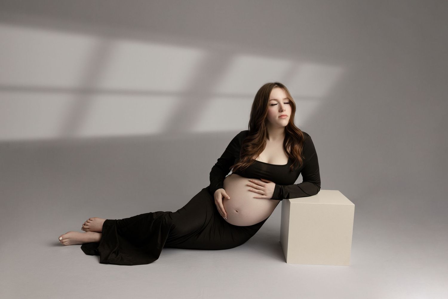 maternity photographer in victoria bc, maternity photography in victoria bc, maternity photographer nanaimo bc, maternity photos nanaimo bc,