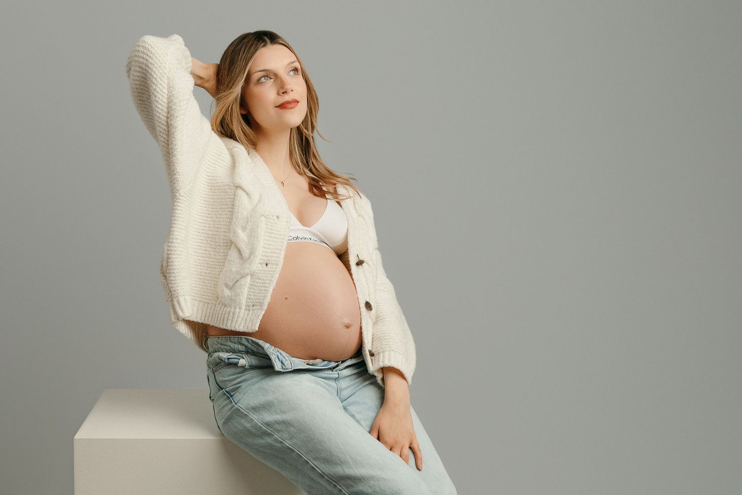 maternity photographer in victoria bc, maternity photography in victoria bc, maternity photographer nanaimo bc, maternity photos nanaimo bc,