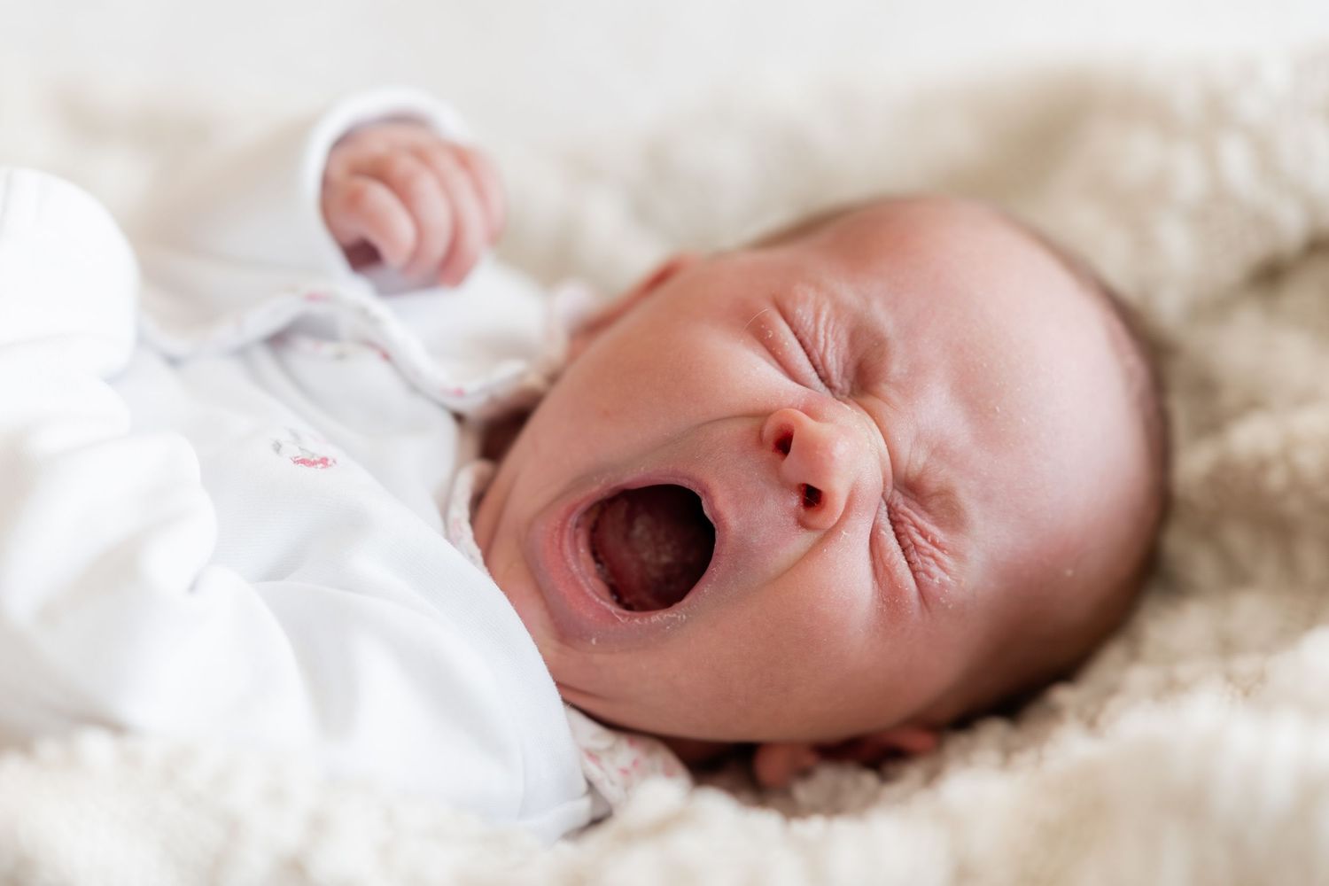 newborn baby yawn for newborns in reigate Surrey area