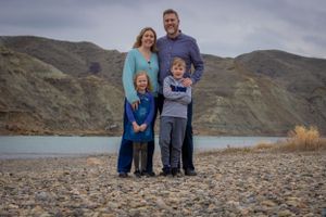 Affordable Lethbridge Family Photography