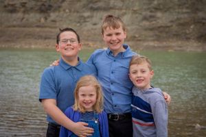 Affordable Lethbridge Family Photographer