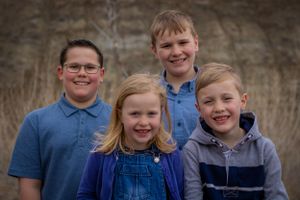 Affordable Lethbridge Family Photographer
