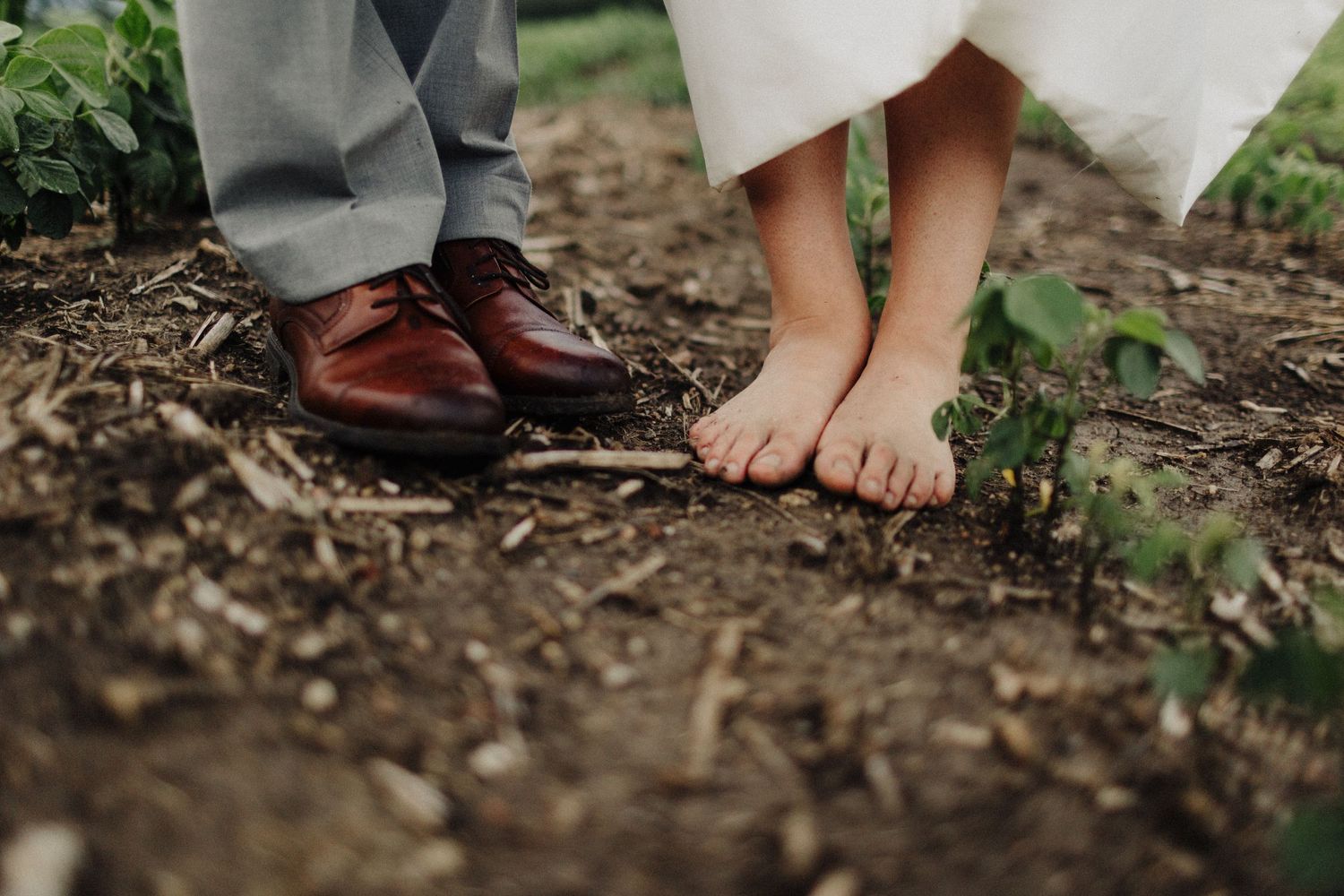 couple engagement wedding photographer photography