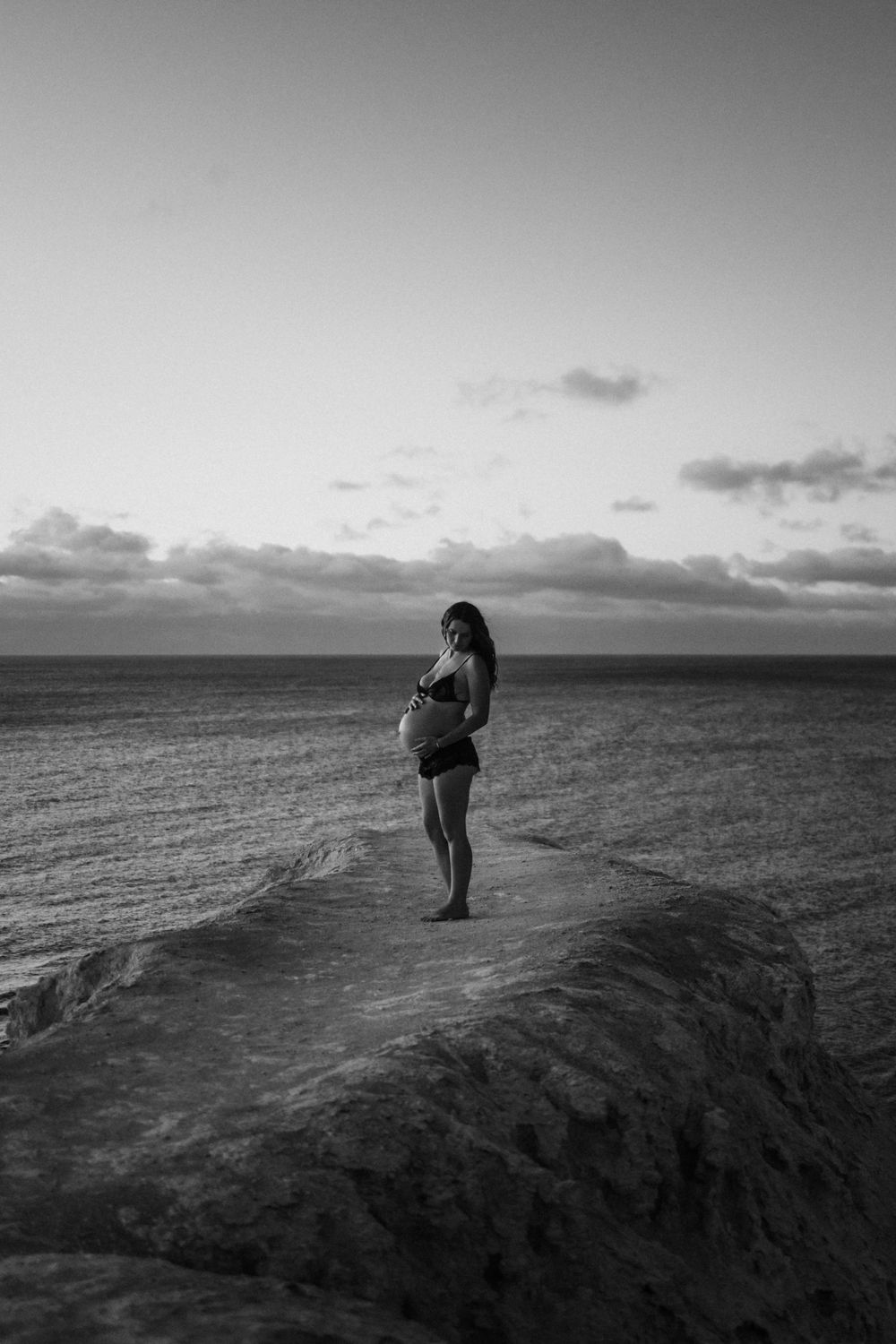 Natural beach maternity photography session with an expectant mother at Blanche Point, South Australia